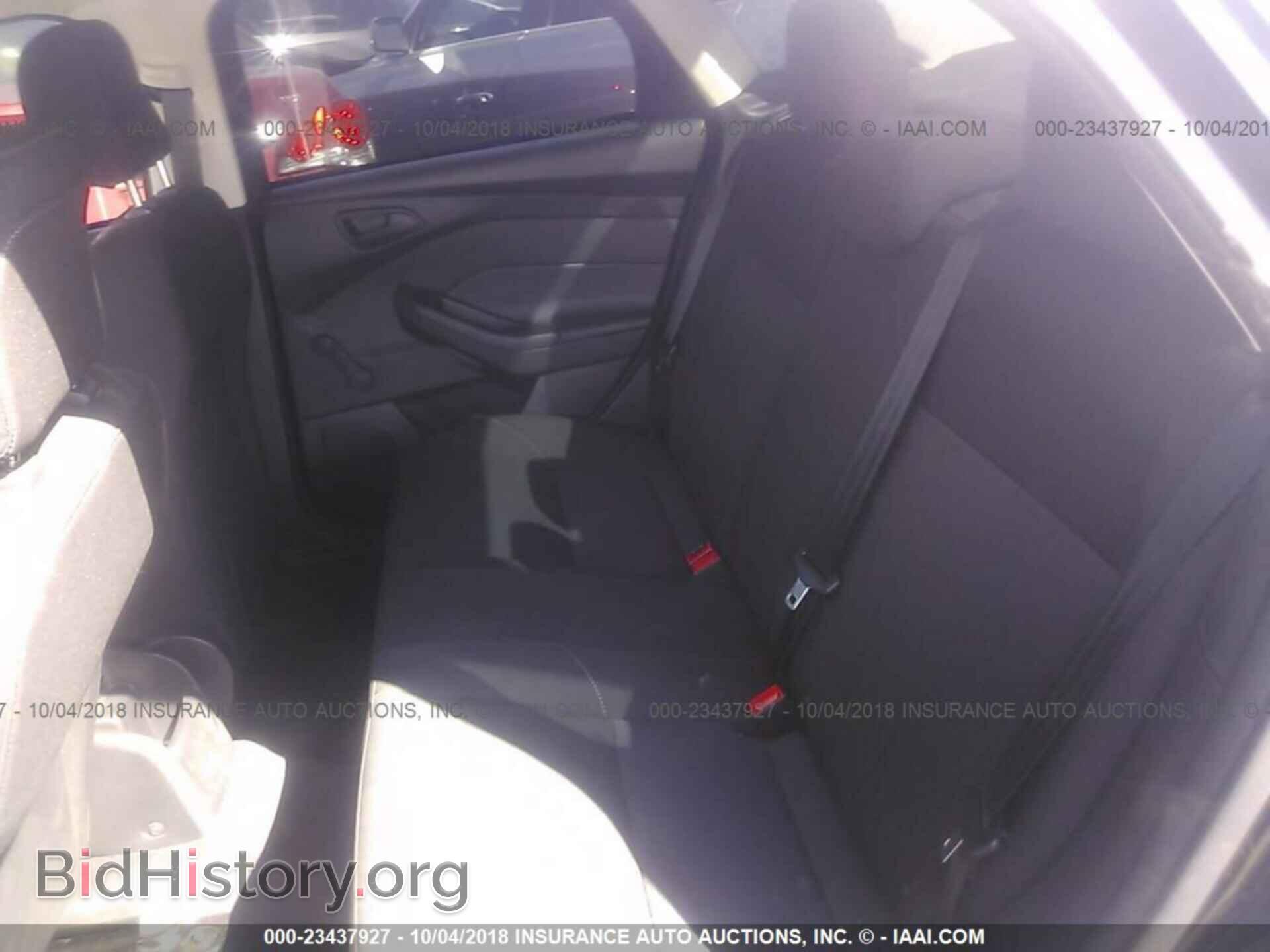 2018 Ford Focus - VIN: 1FADP3E24JL303474 - Photo 8