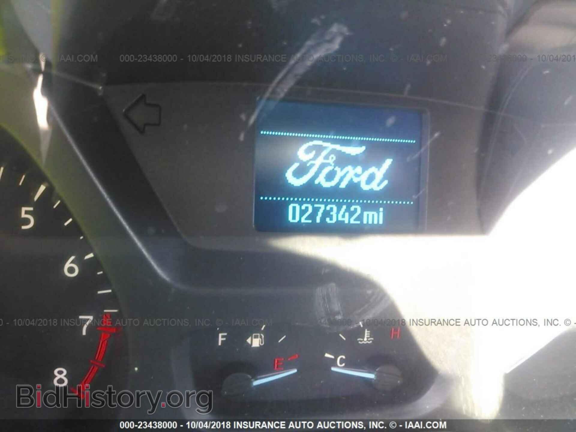 2016 Ford Transit - VIN: 1FTYR2CM3GKB56860 - Photo 7