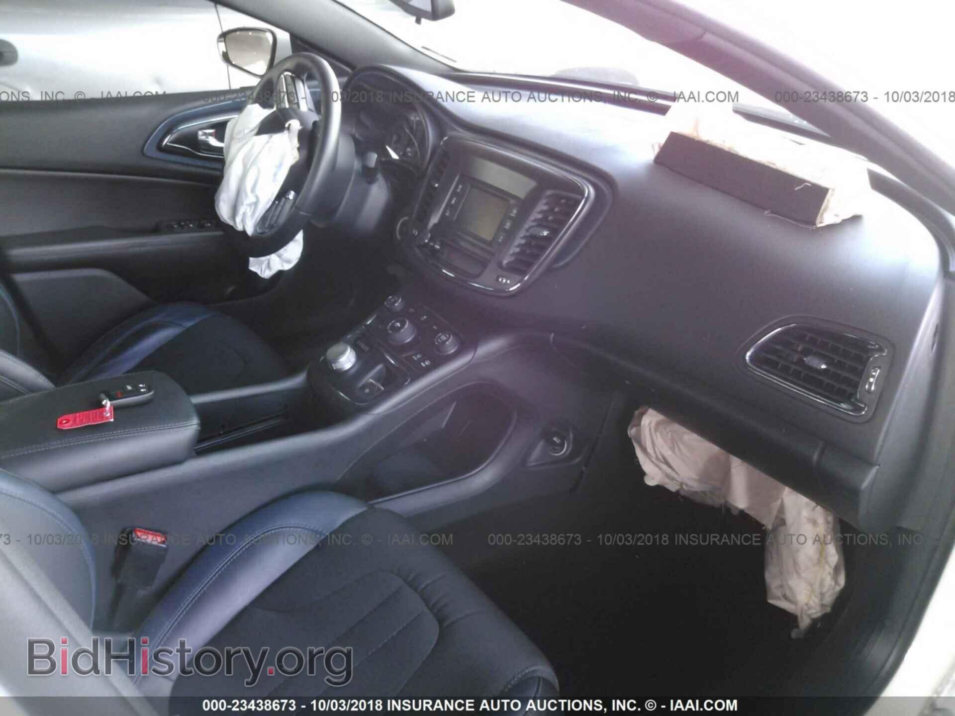 2016 Chrysler 200 - VIN: 1C3CCCBB5GN175110 - Фото 5