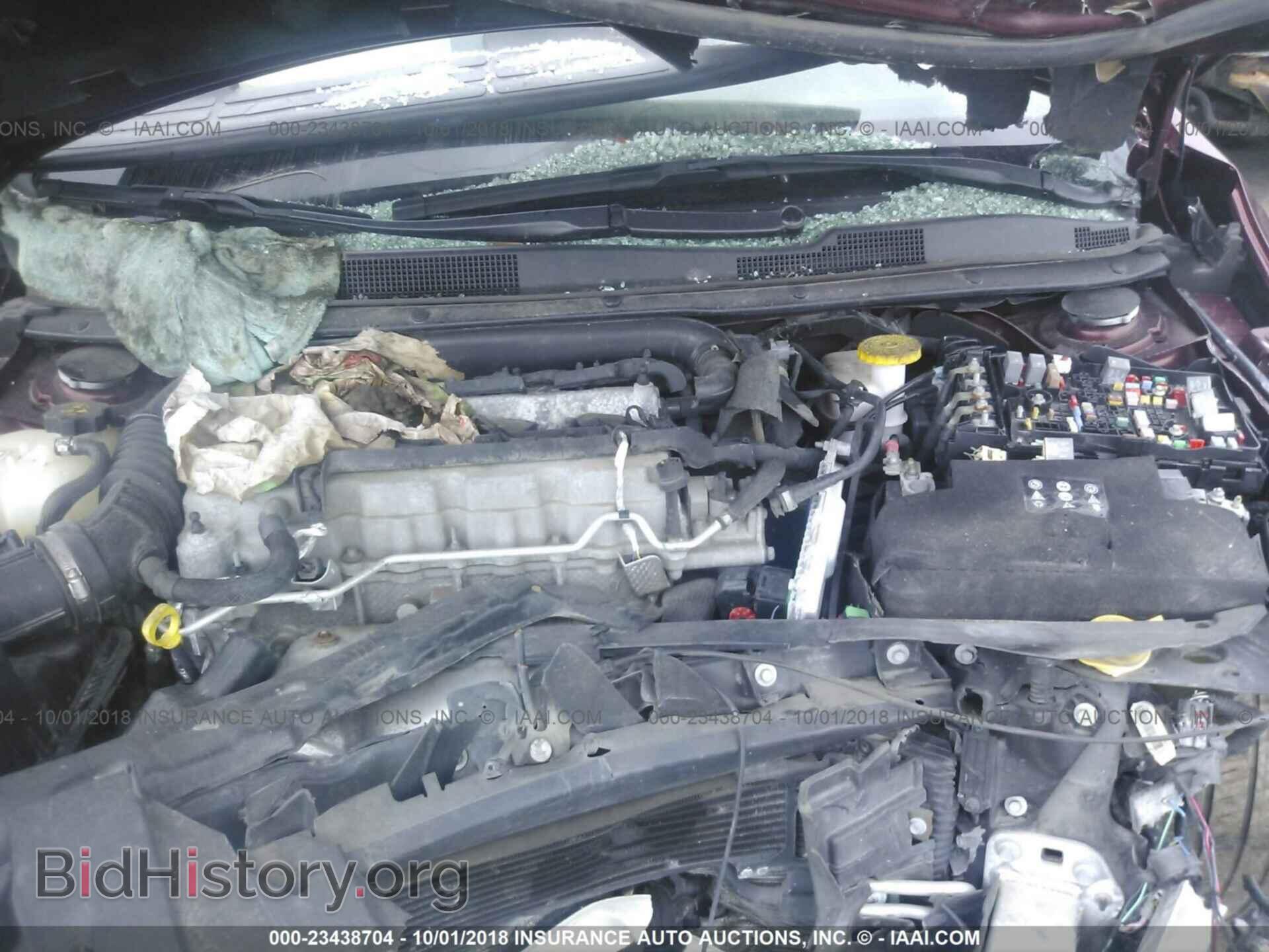 2016 Chrysler 200 - VIN: 1C3CCCBB7GN145980 - Photo 10