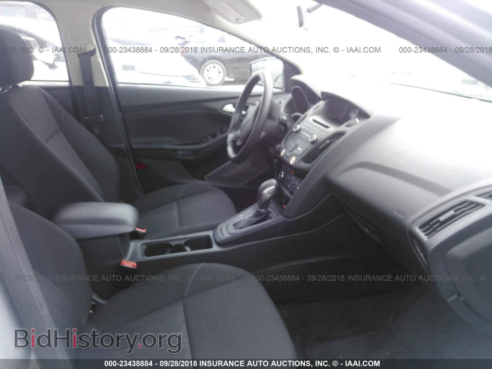 2017 Ford Focus - VIN: 1FADP3K21HL258816 - Фото 5