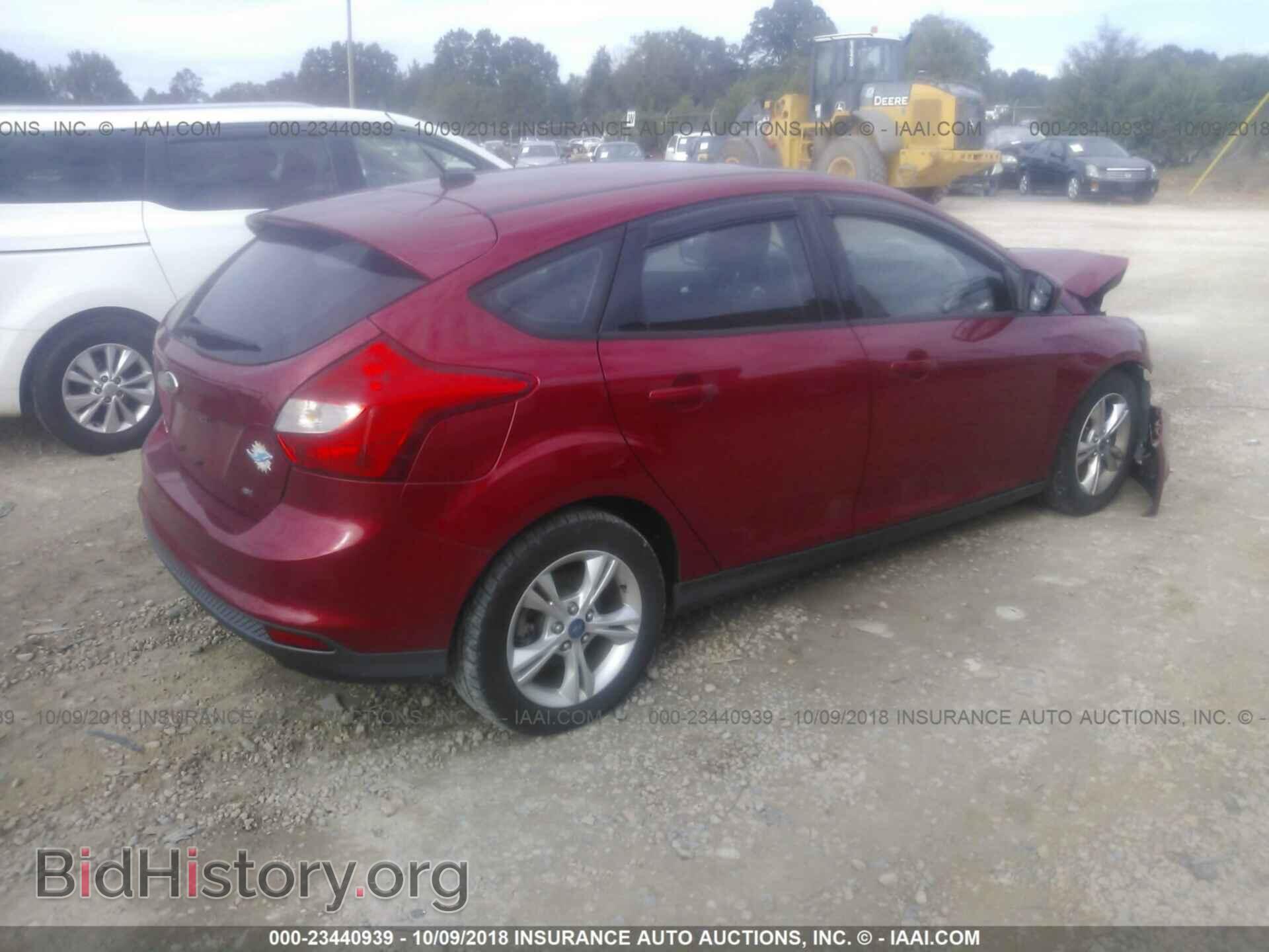 2012 Ford Focus - VIN: 1FAHP3K29CL254247 - Photo 4