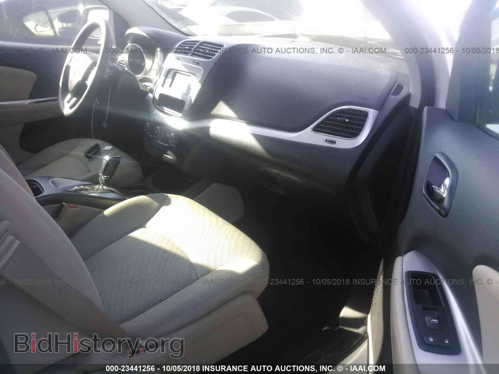 2014 Dodge Journey - VIN: 3C4PDCAB2ET163618 - Фото 5
