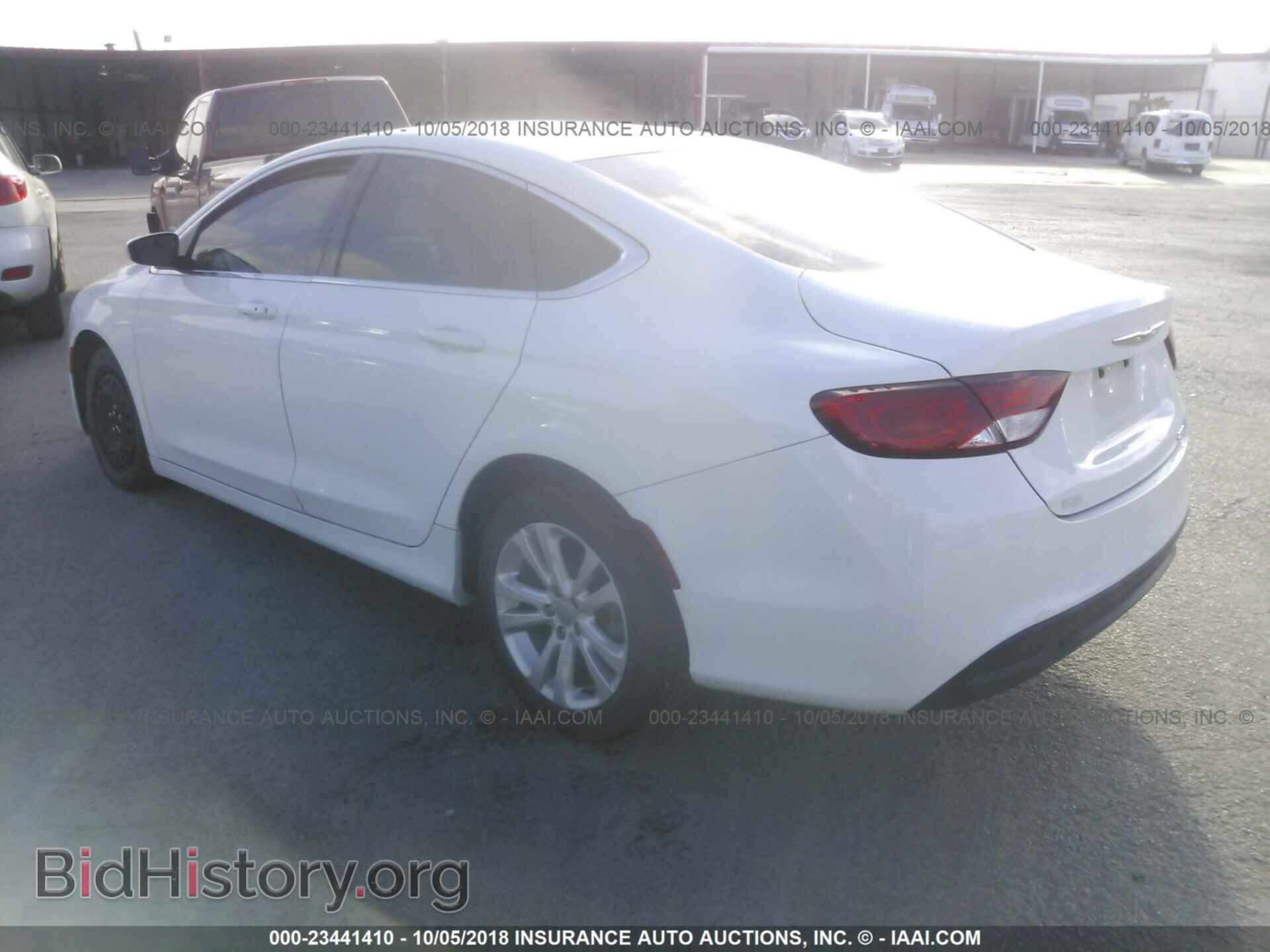 2016 Chrysler 200 - VIN: 1C3CCCFB9GN183138 - Photo 3