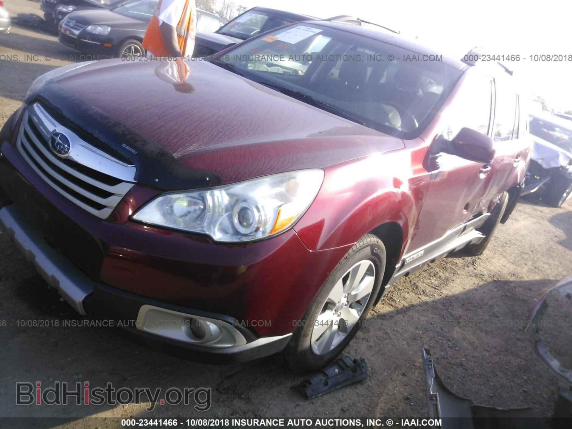 2012 Subaru Outback - VIN: 4S4BRCKC1C3281974 - Фото 2