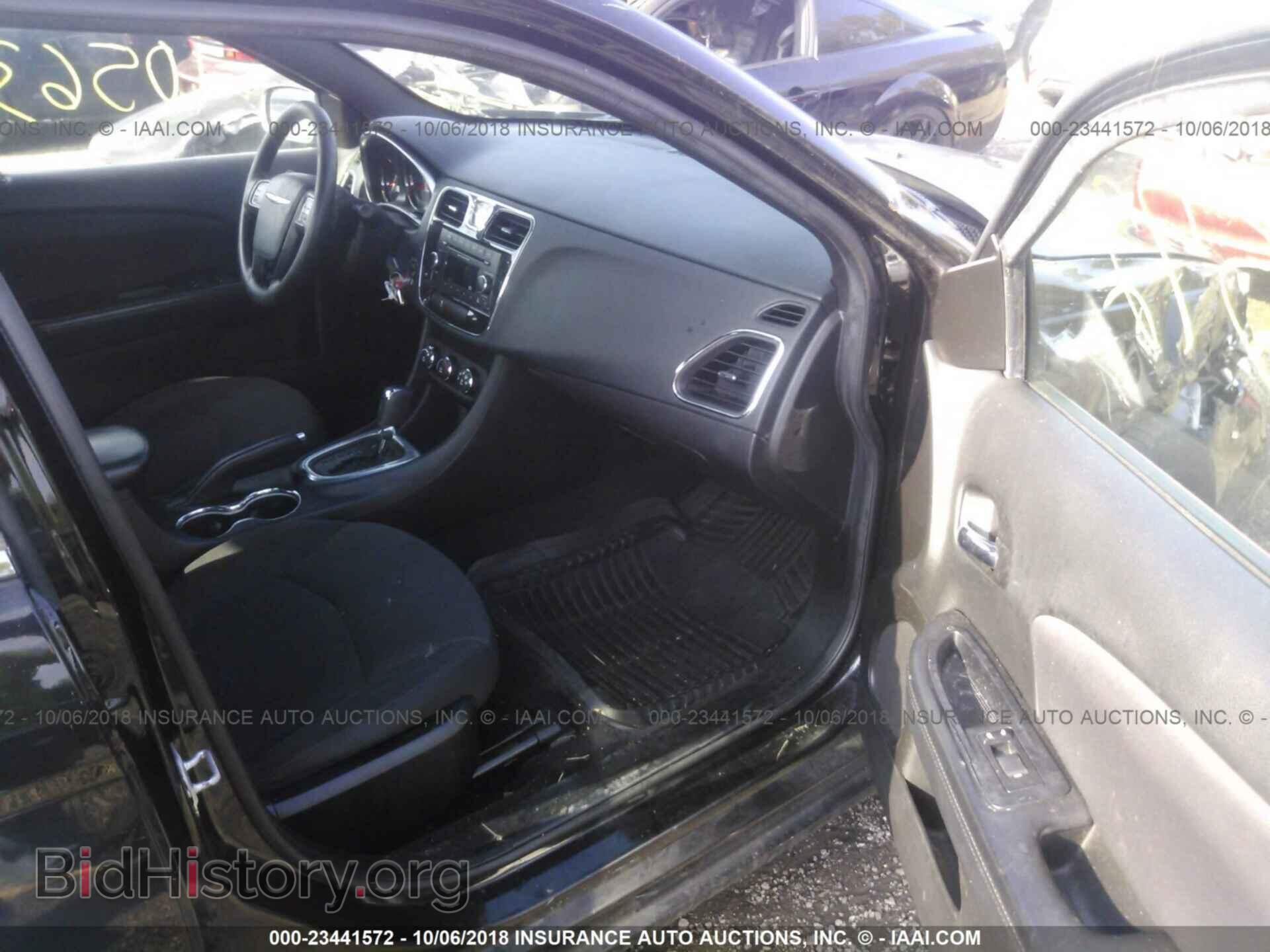 2014 CHRYSLER 200 - VIN: 1C3CCBAB5EN207000 - Photo 5