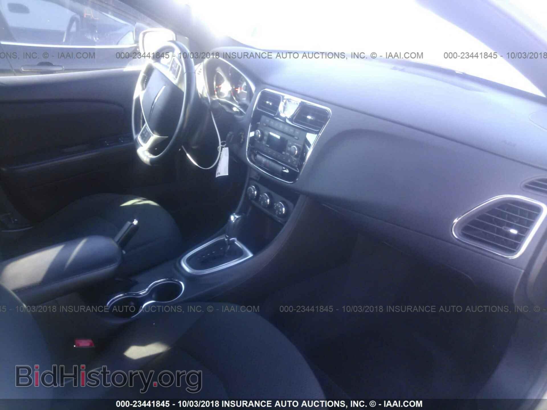 2011 Chrysler 200 - VIN: 1C3BC1FB8BN514297 - Фото 5