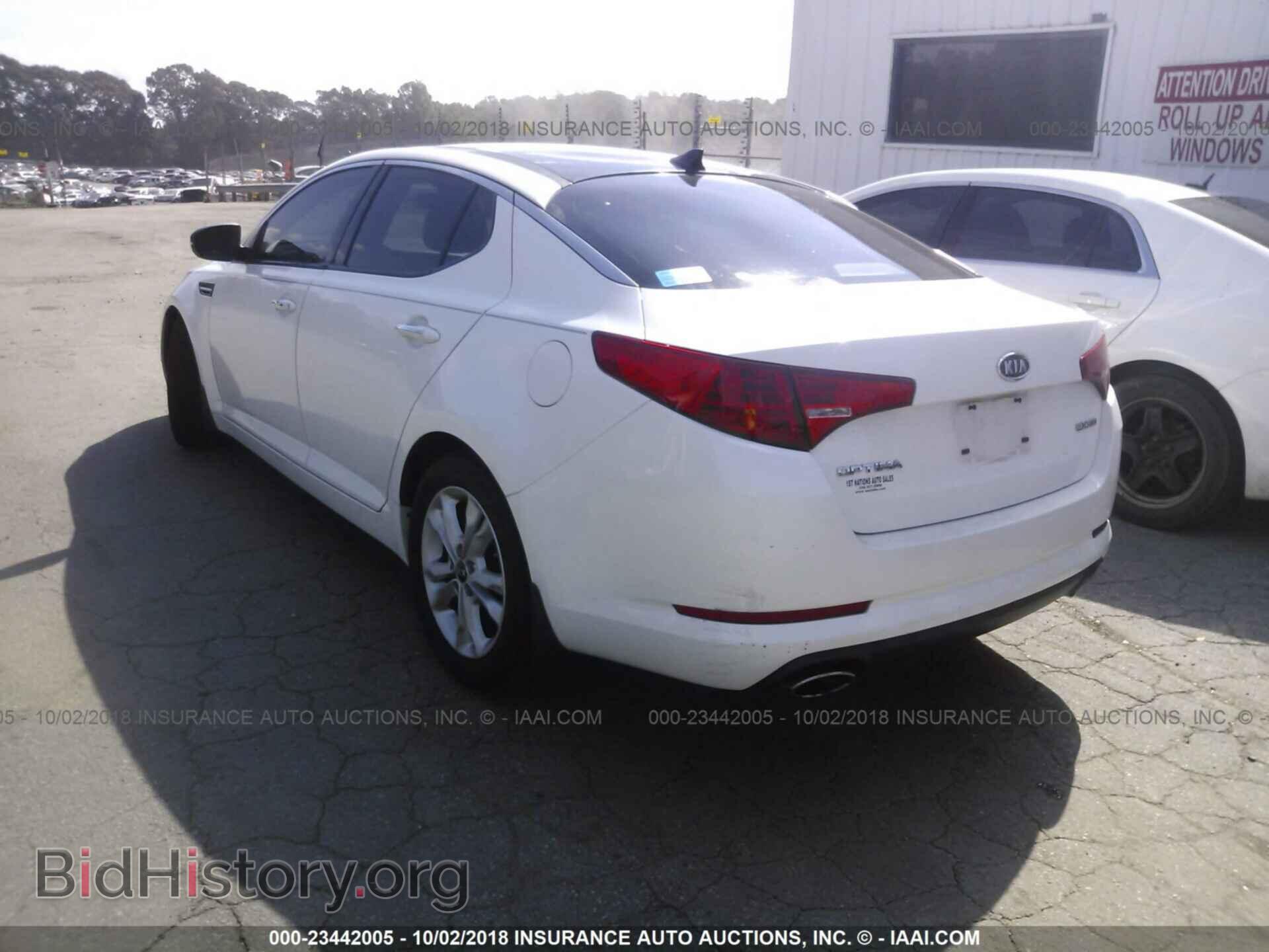 2011 Kia Optima - VIN: KNAGN4A71B5085761 - Photo 3