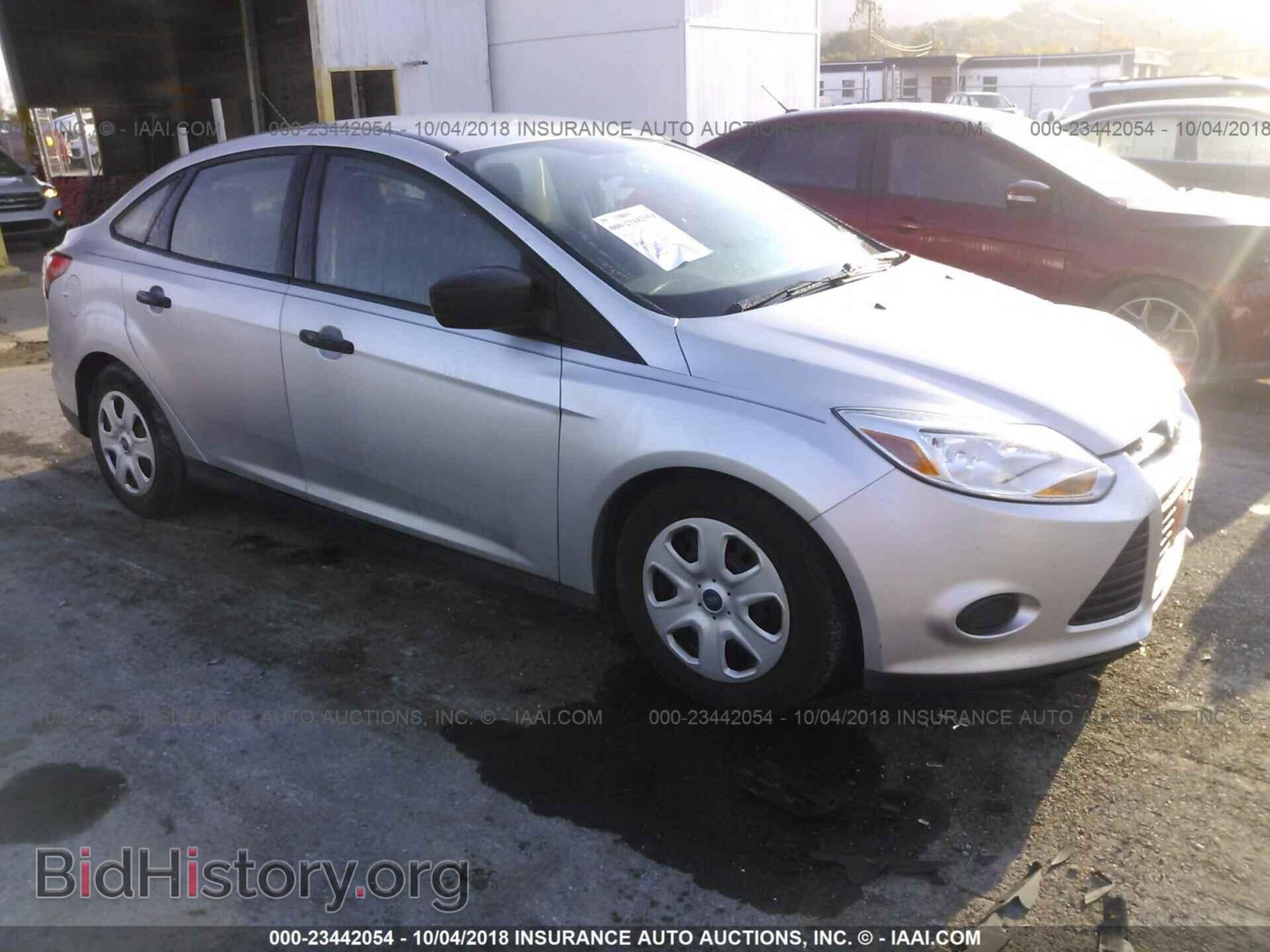 Фотография 1FAHP3E29CL220174 - Ford Focus 2012