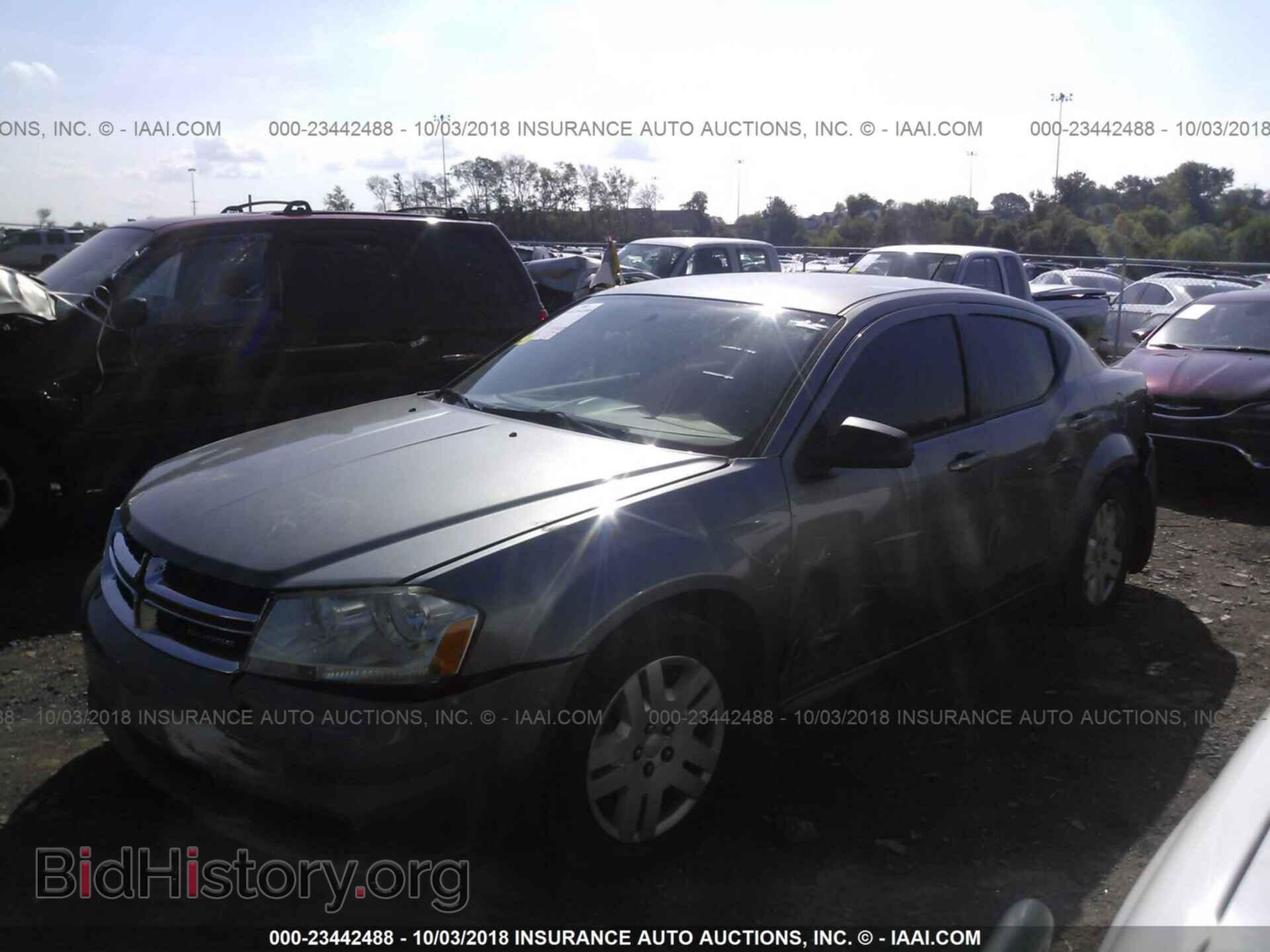 2011 Dodge Avenger - VIN: 1B3BD4FB1BN599236 - Photo 2