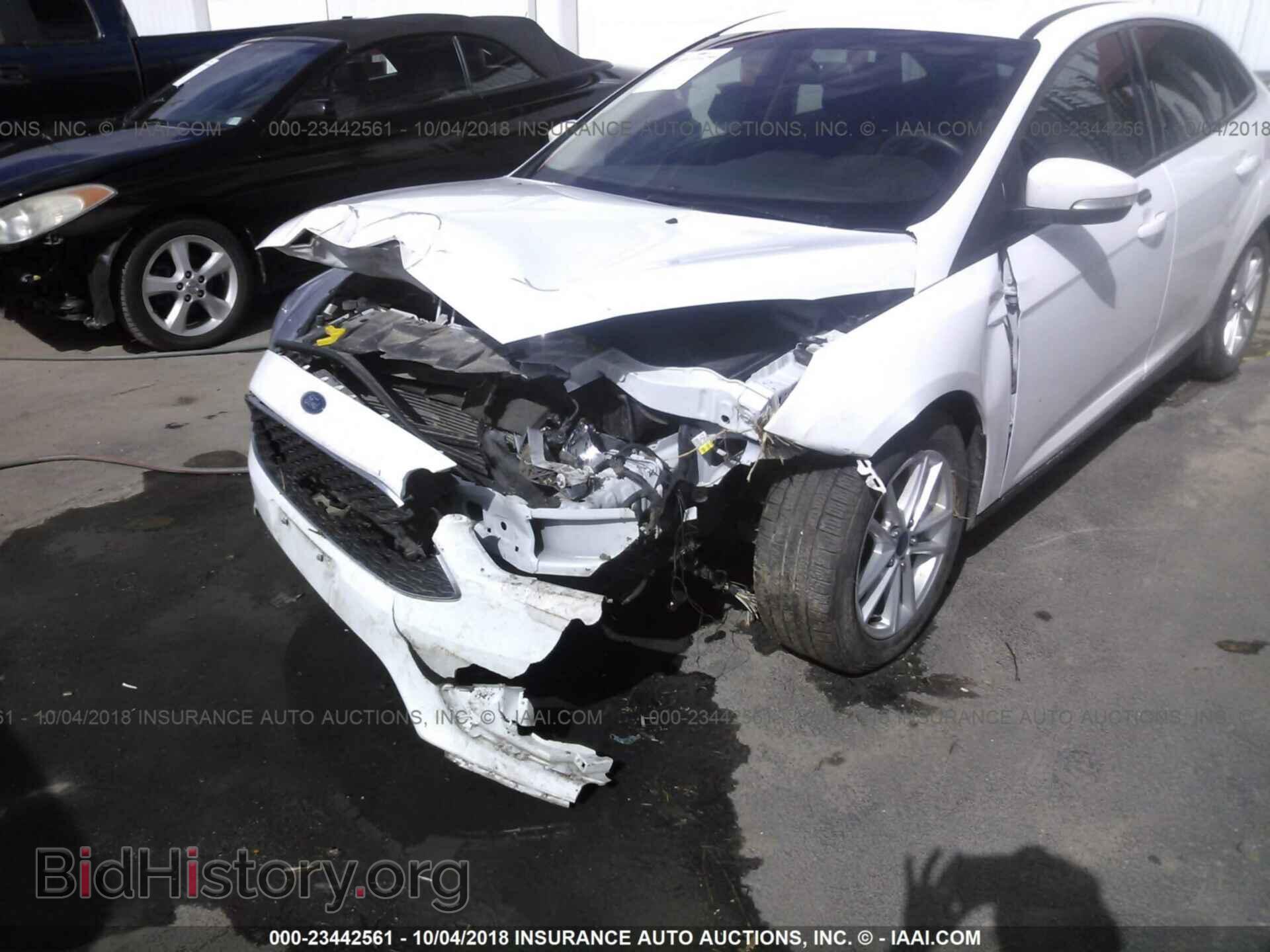 2015 Ford Focus - VIN: 1FADP3F22FL380009 - Photo 6