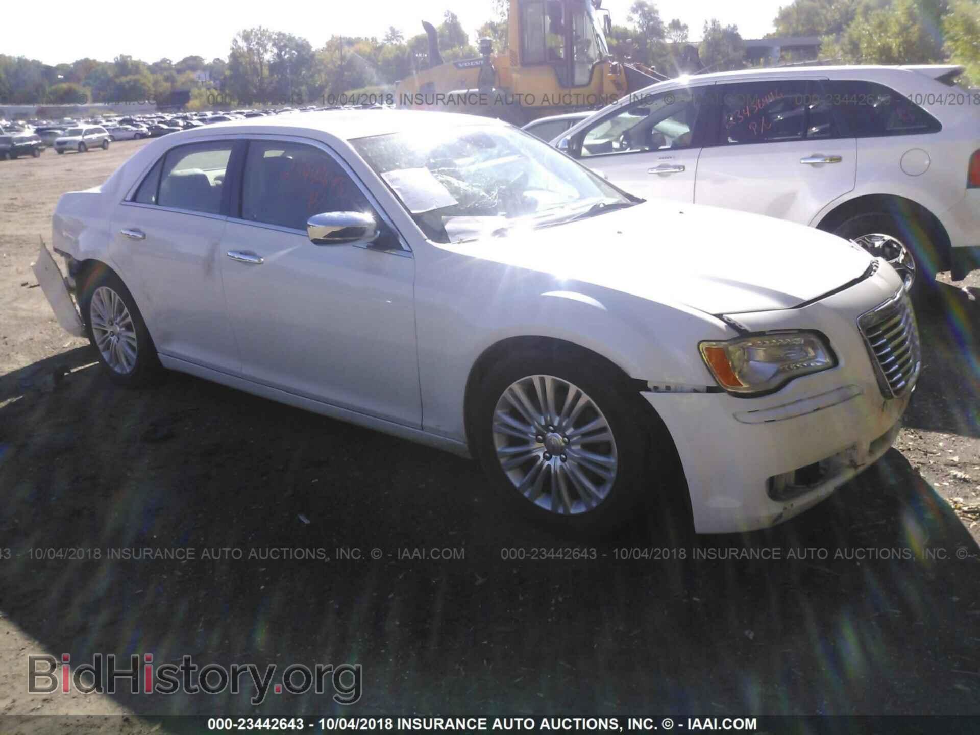 Фотография 2C3CCAKT7CH220354 - Chrysler 300c 2012