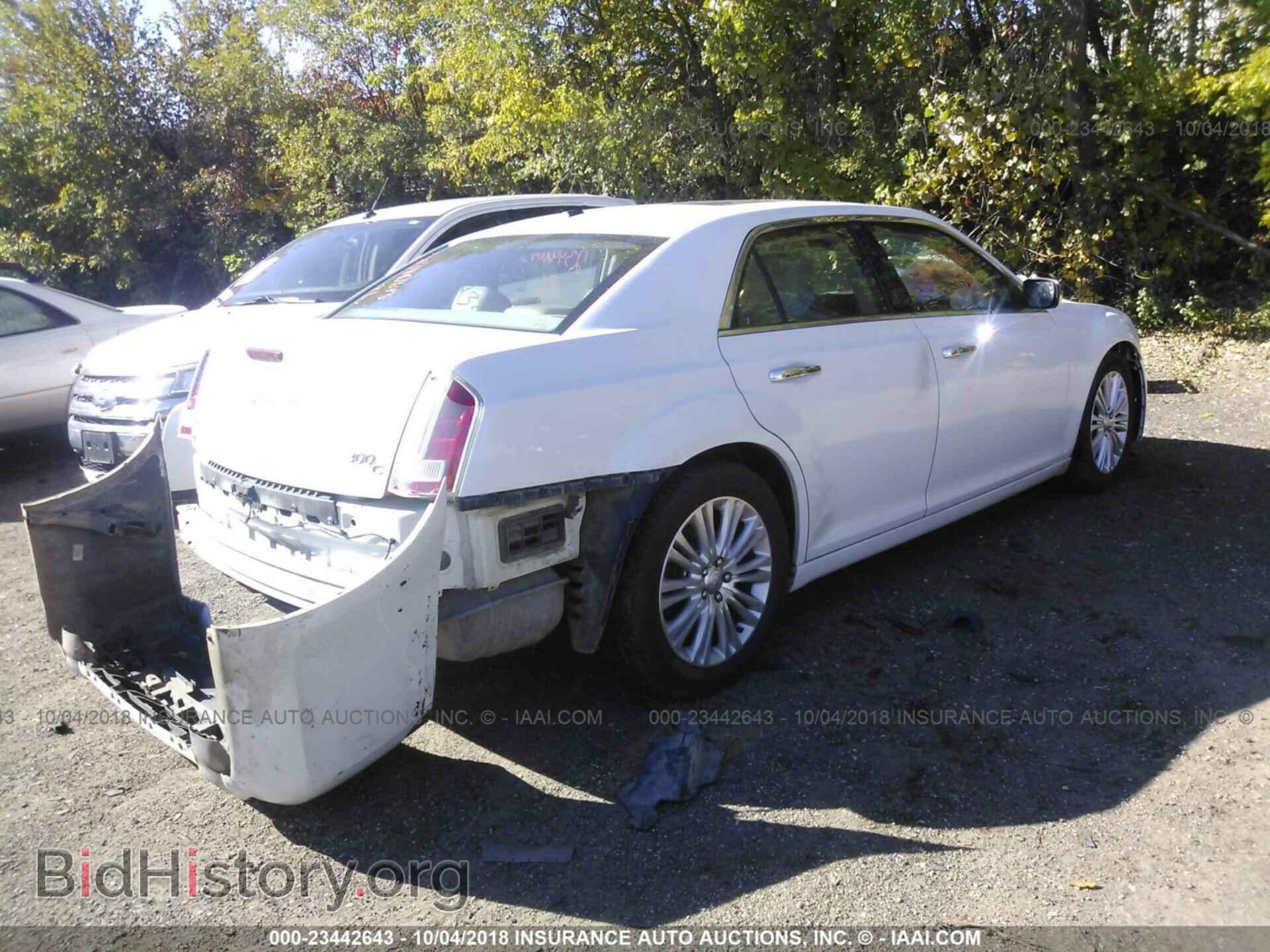 2012 Chrysler 300c - VIN: 2C3CCAKT7CH220354 - Фото 4