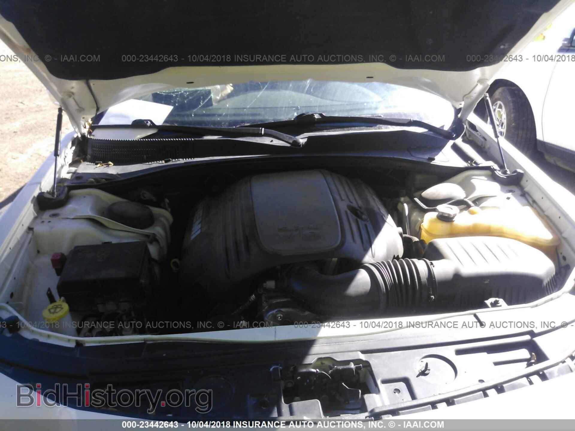 2012 Chrysler 300c - VIN: 2C3CCAKT7CH220354 - Фото 10