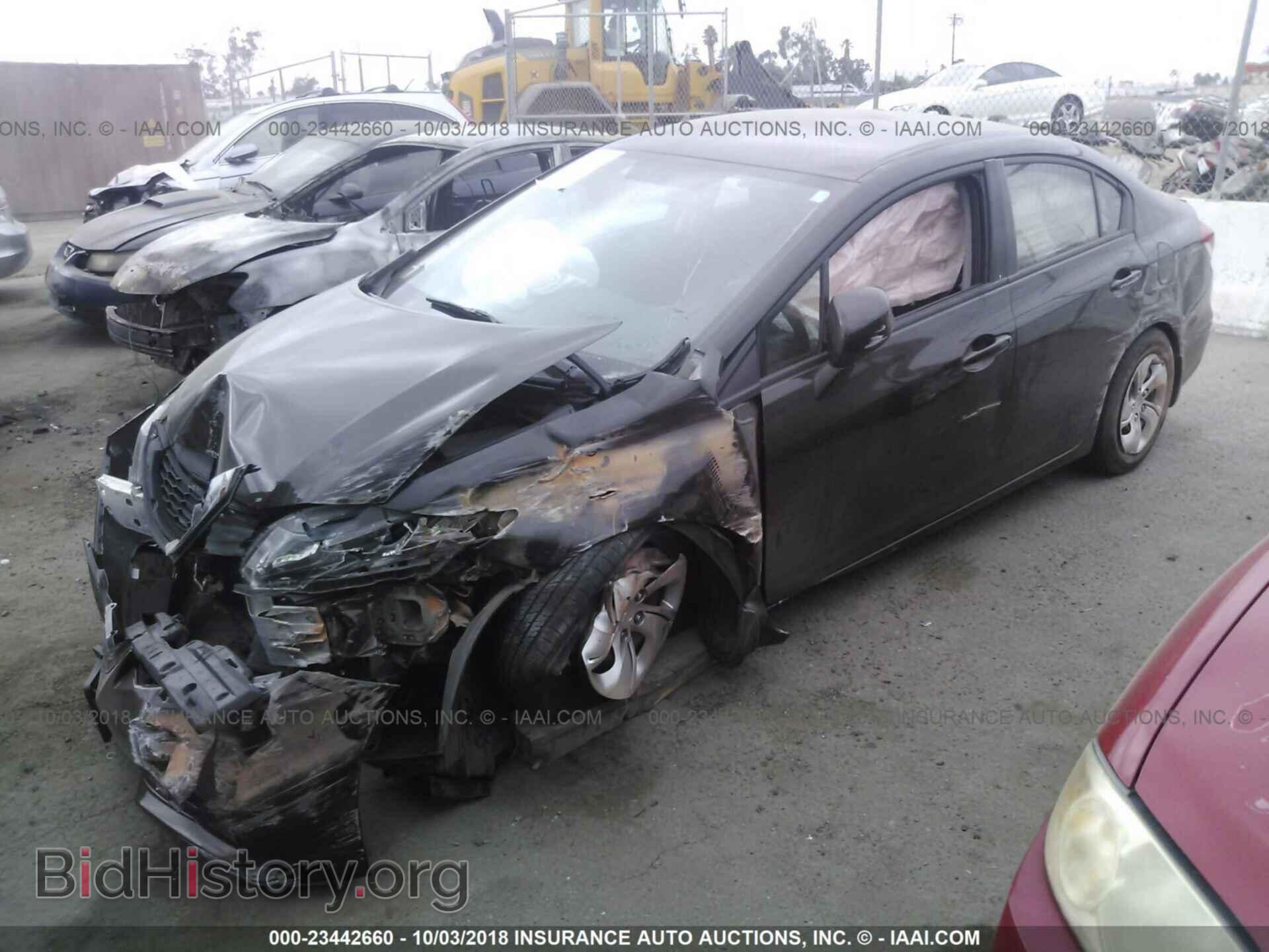 2013 Honda Civic - VIN: 19XFB2F52DE228419 - Фото 2