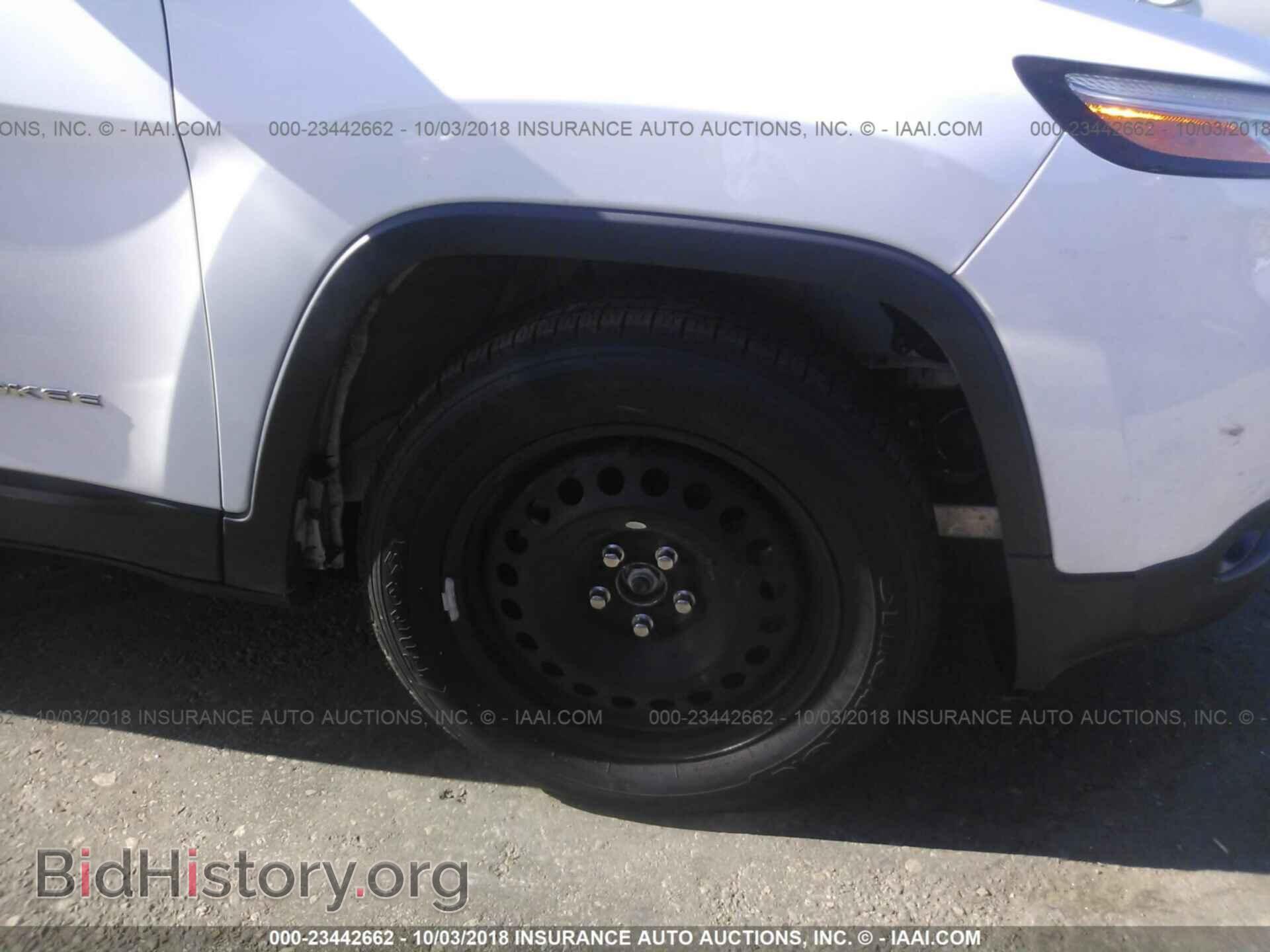 2015 Jeep Cherokee - VIN: 1C4PJLCB3FW683408 - Фото 6