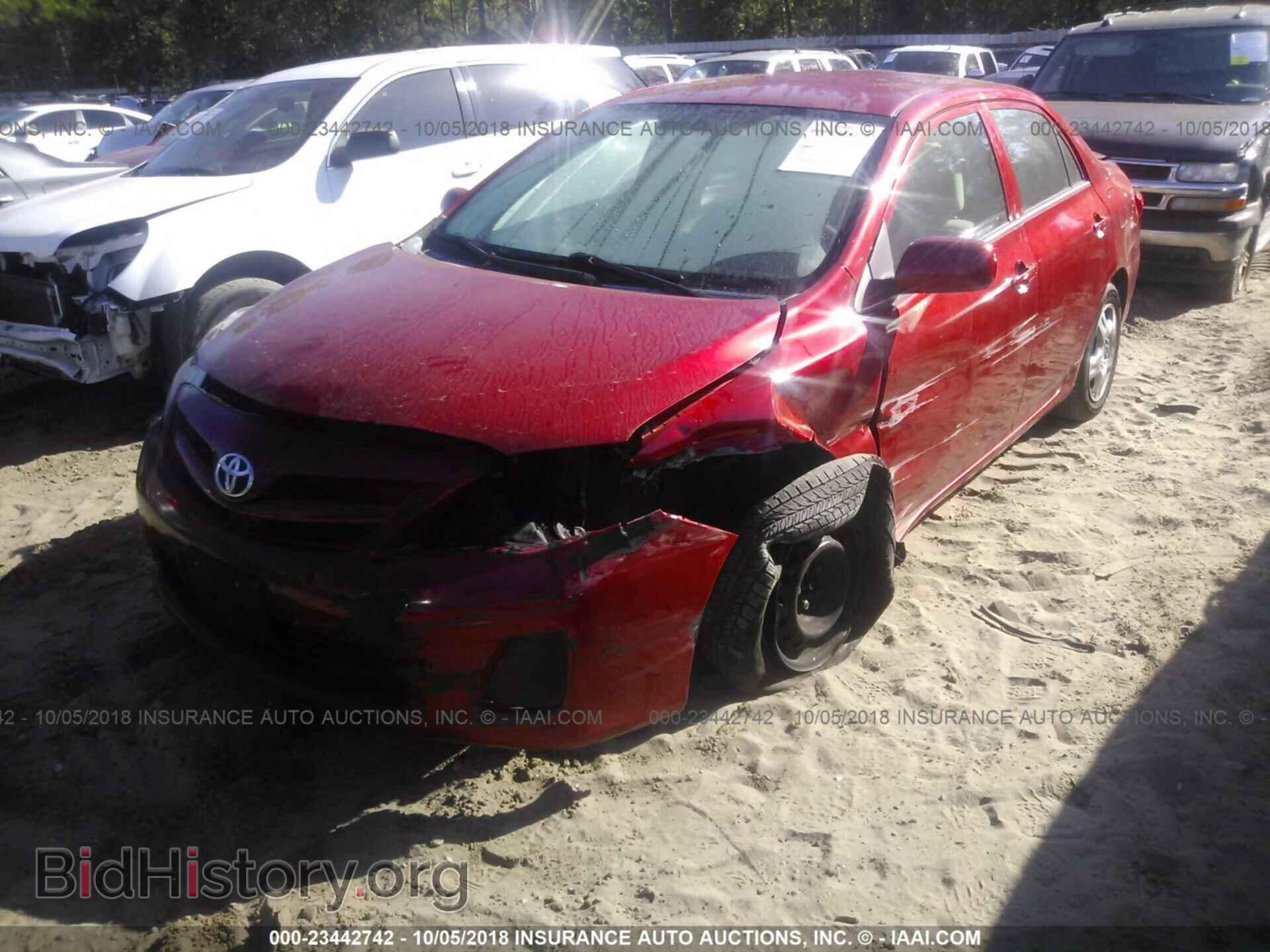 2013 Toyota Corolla - VIN: 2T1BU4EE0DC116433 - Фото 2