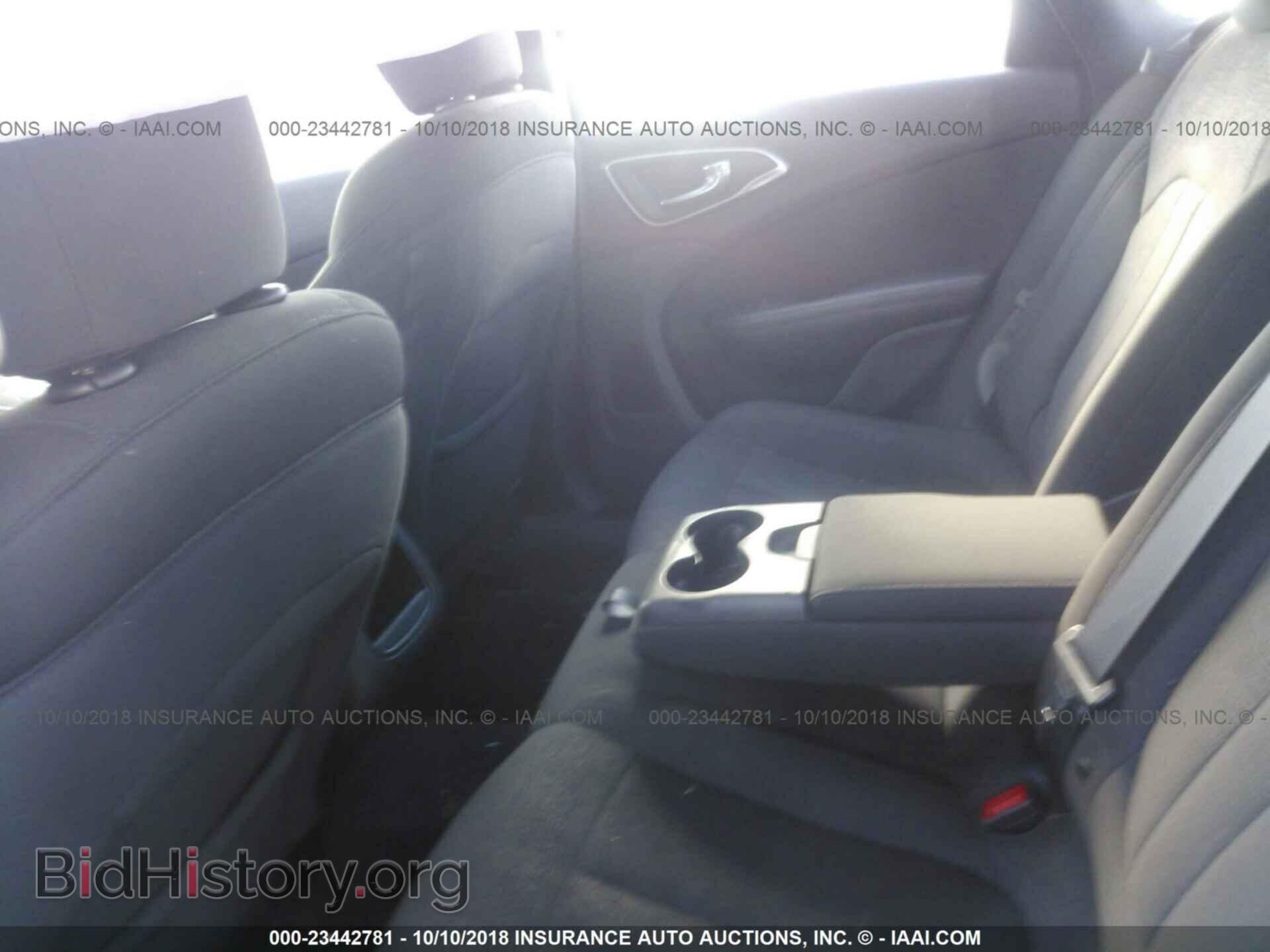 2015 Chrysler 200 - VIN: 1C3CCCAB3FN687741 - Photo 8