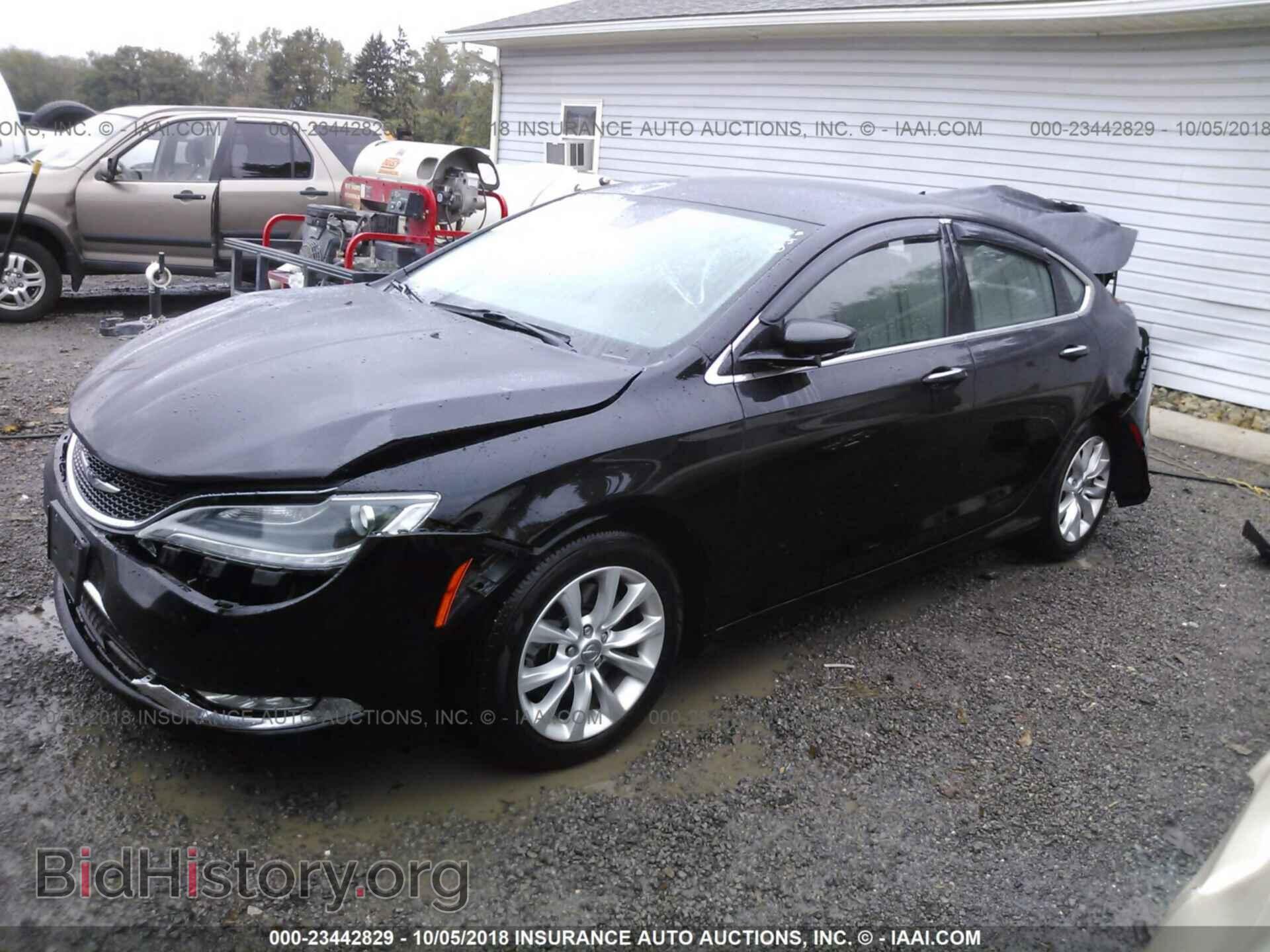 2015 Chrysler 200 - VIN: 1C3CCCCG0FN615131 - Photo 2