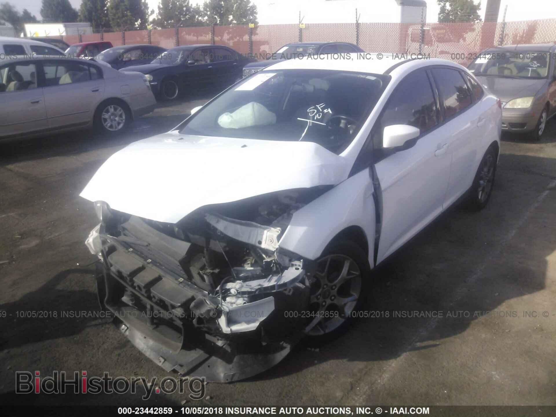 2013 Ford Focus - VIN: 1FADP3F24DL255865 - Photo 2