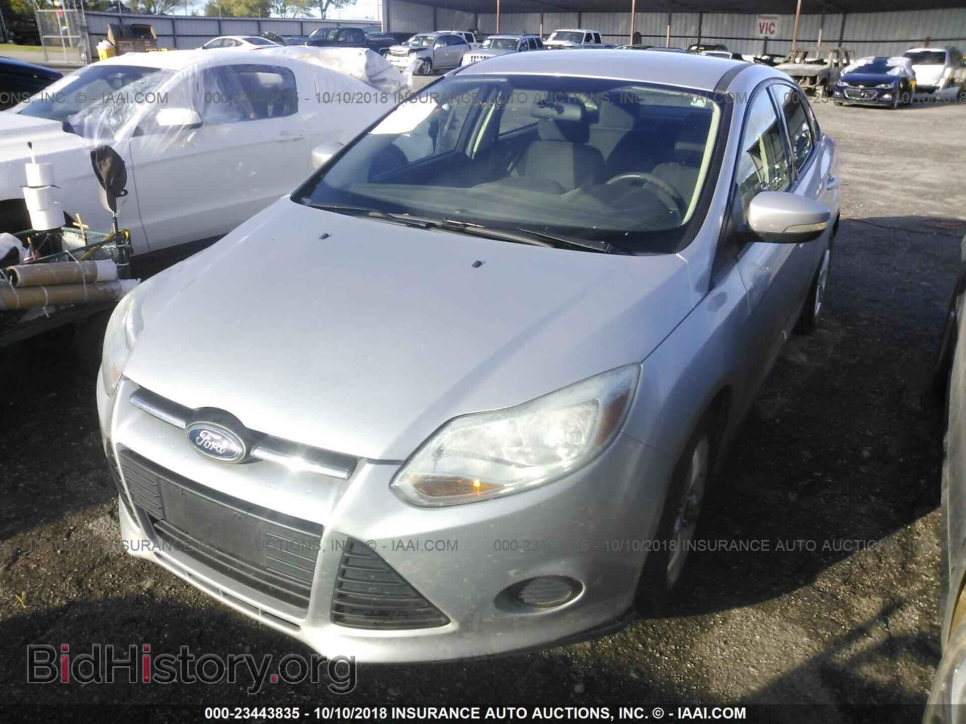 2013 Ford Focus - VIN: 1FADP3F23DL313268 - Photo 2