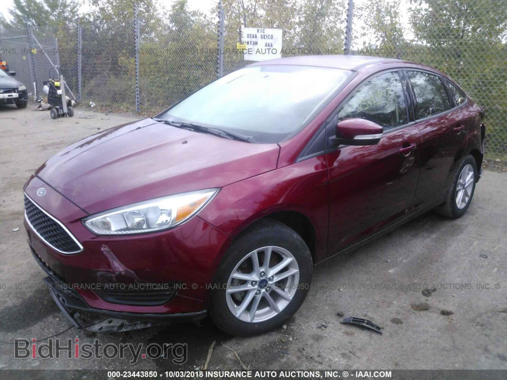 2017 Ford Focus - VIN: 1FADP3F20HL282745 - Фото 2