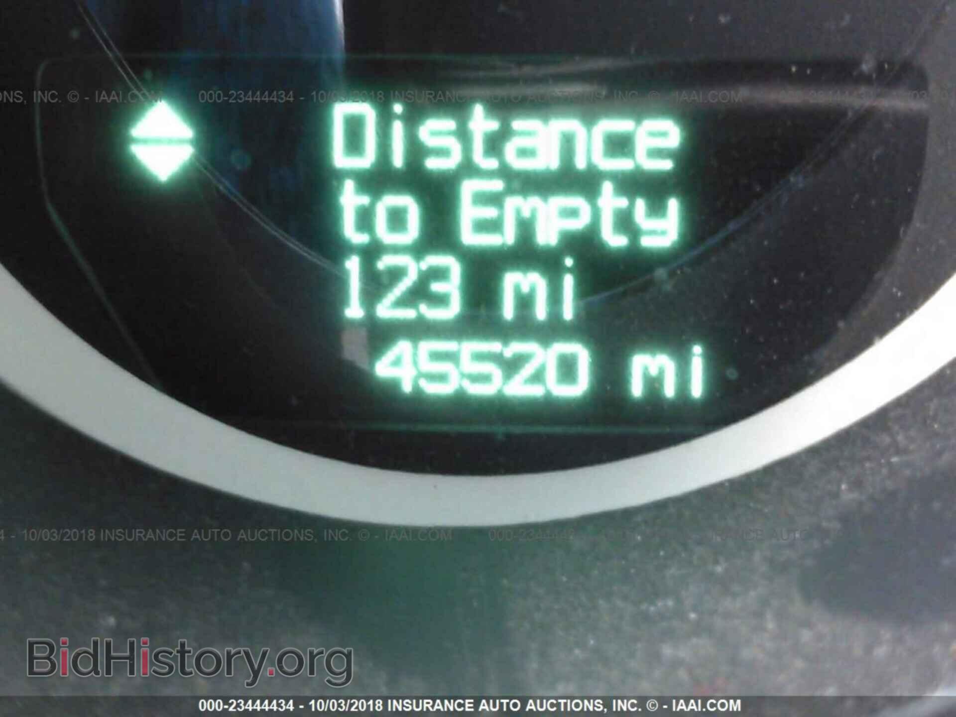 2014 Dodge Challenger - VIN: 2C3CDYAG1EH304439 - Photo 7