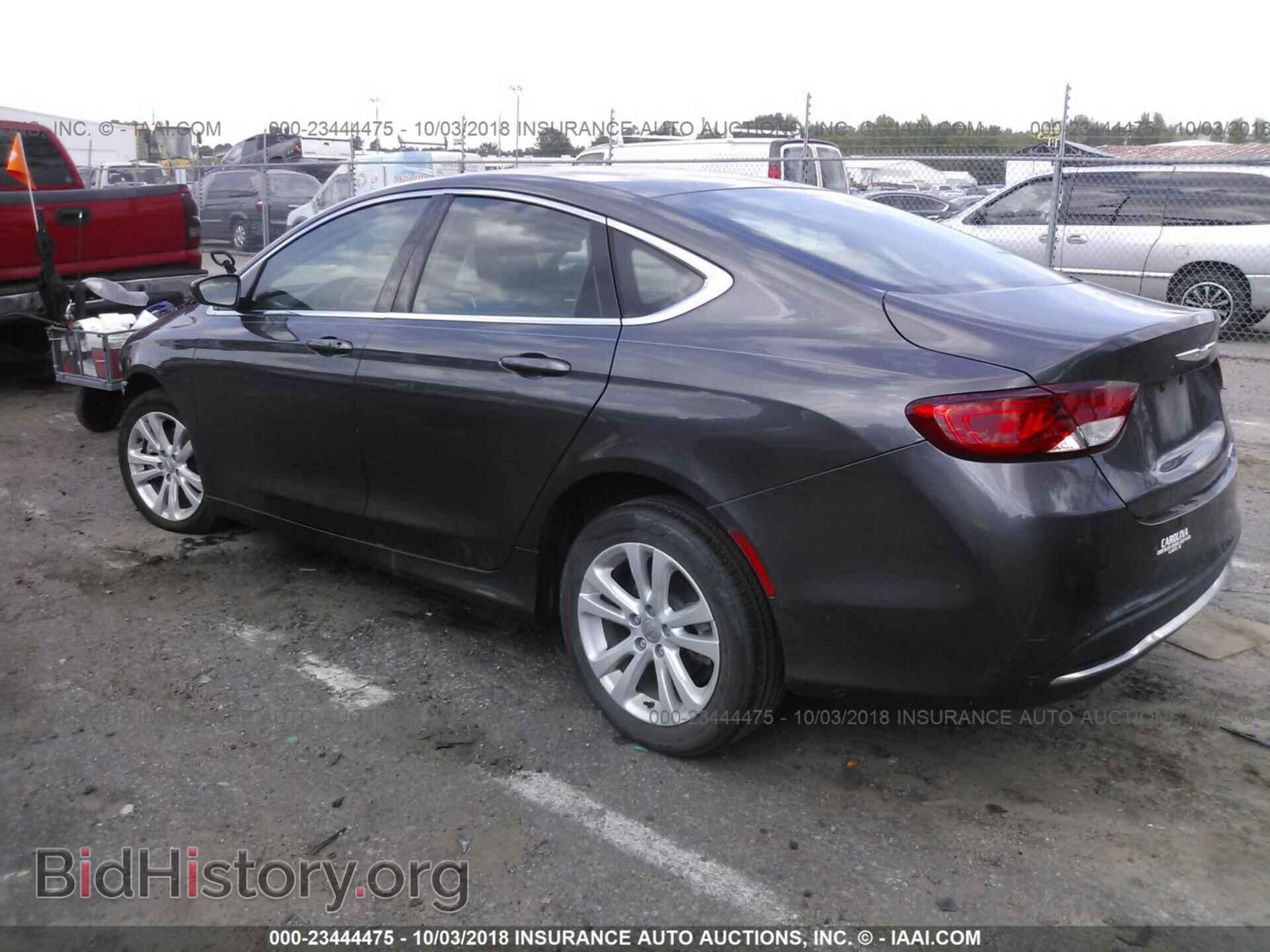 2015 Chrysler 200 - VIN: 1C3CCCAB0FN710215 - Photo 3