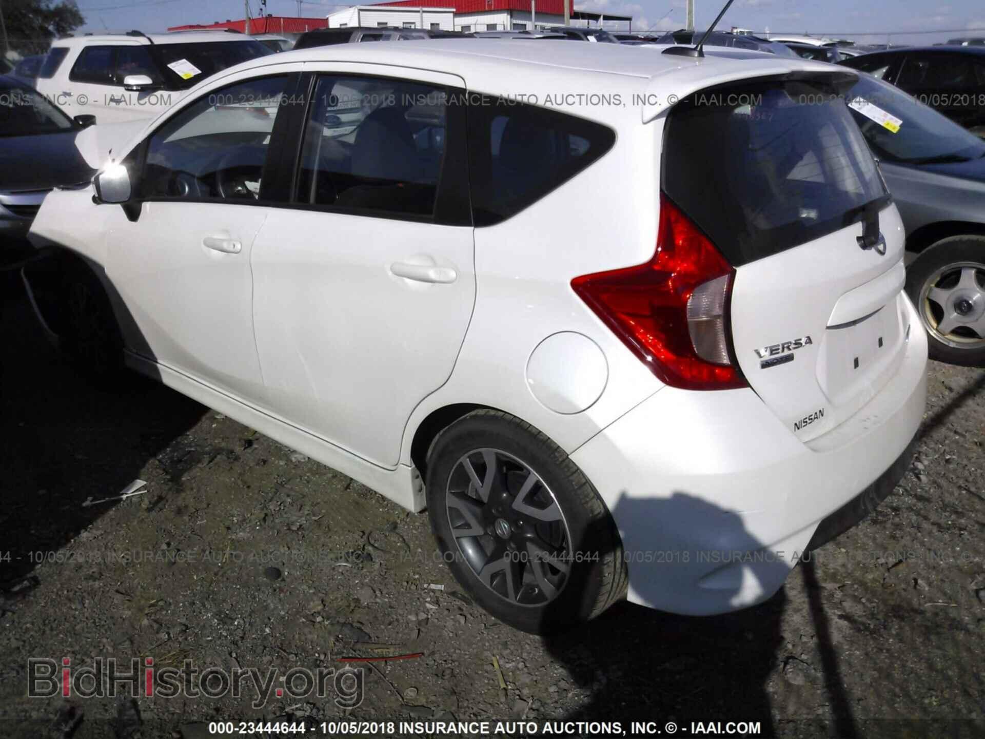 2015 Nissan Versa note - VIN: 3N1CE2CP5FL399831 - Photo 3