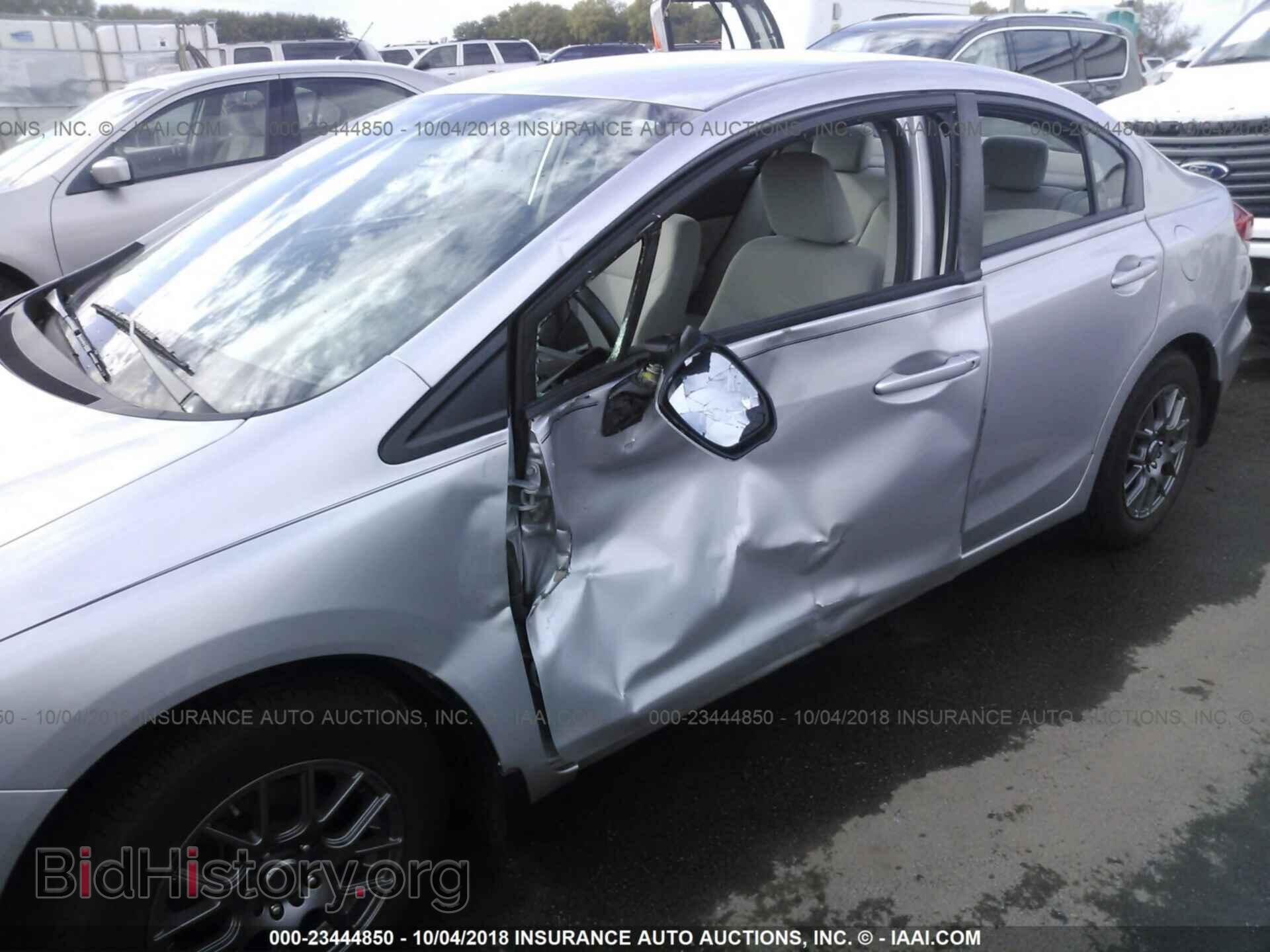 2012 Honda Civic - VIN: 19XFB2F58CE026506 - Photo 6