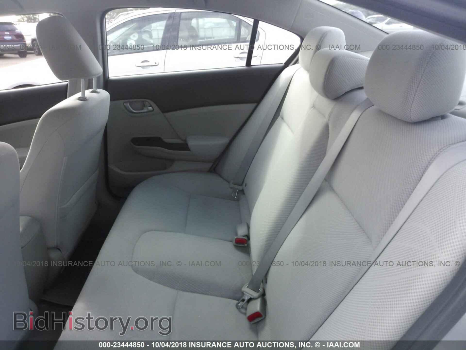 2012 Honda Civic - VIN: 19XFB2F58CE026506 - Photo 8