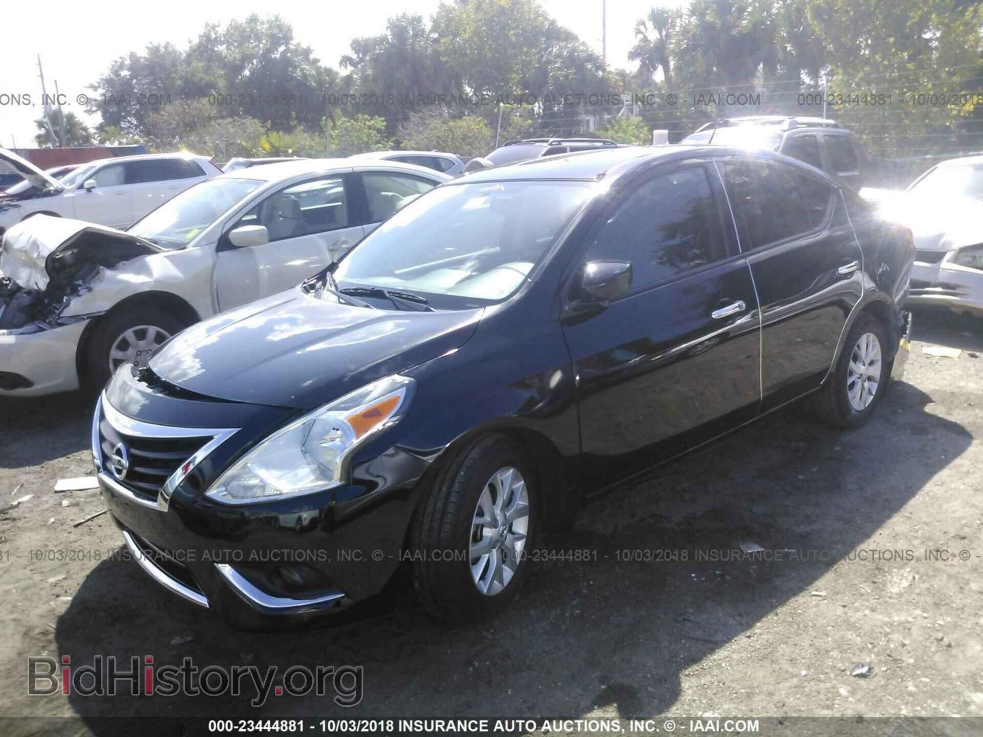 2017 Nissan Versa - VIN: 3N1CN7AP3HL888716 - Фото 2