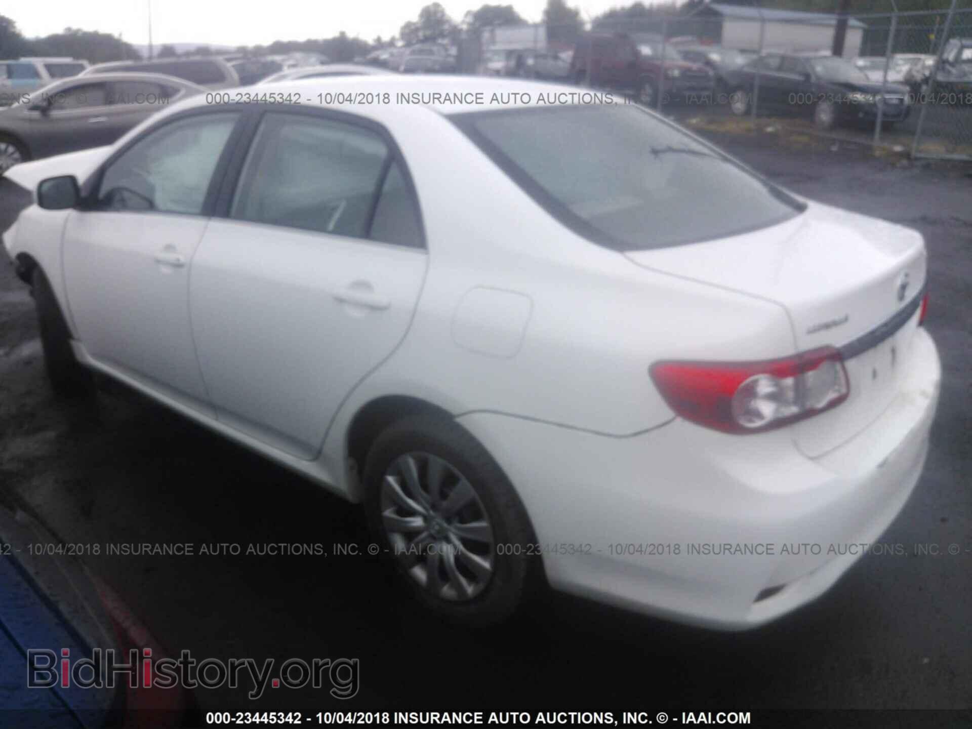2013 Toyota Corolla - VIN: 2T1BU4EEXDC104743 - Photo 3