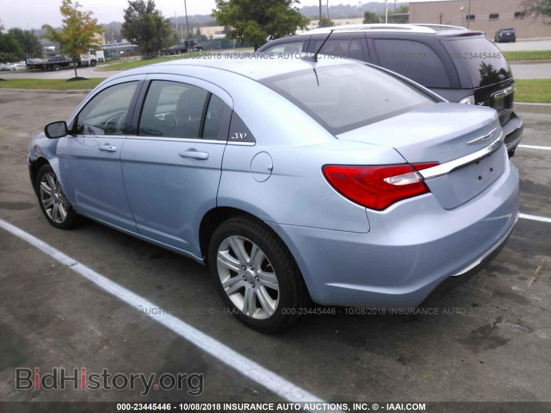 2013 Chrysler 200 - VIN: 1C3CCBBB7DN584750 - Photo 3
