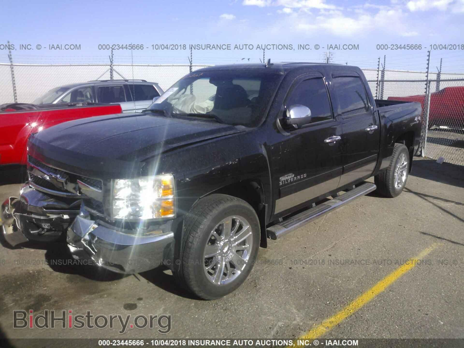 2013 CHEVROLET SILVERADO - VIN: 3GCPKSE72DG366067 - Фото 2