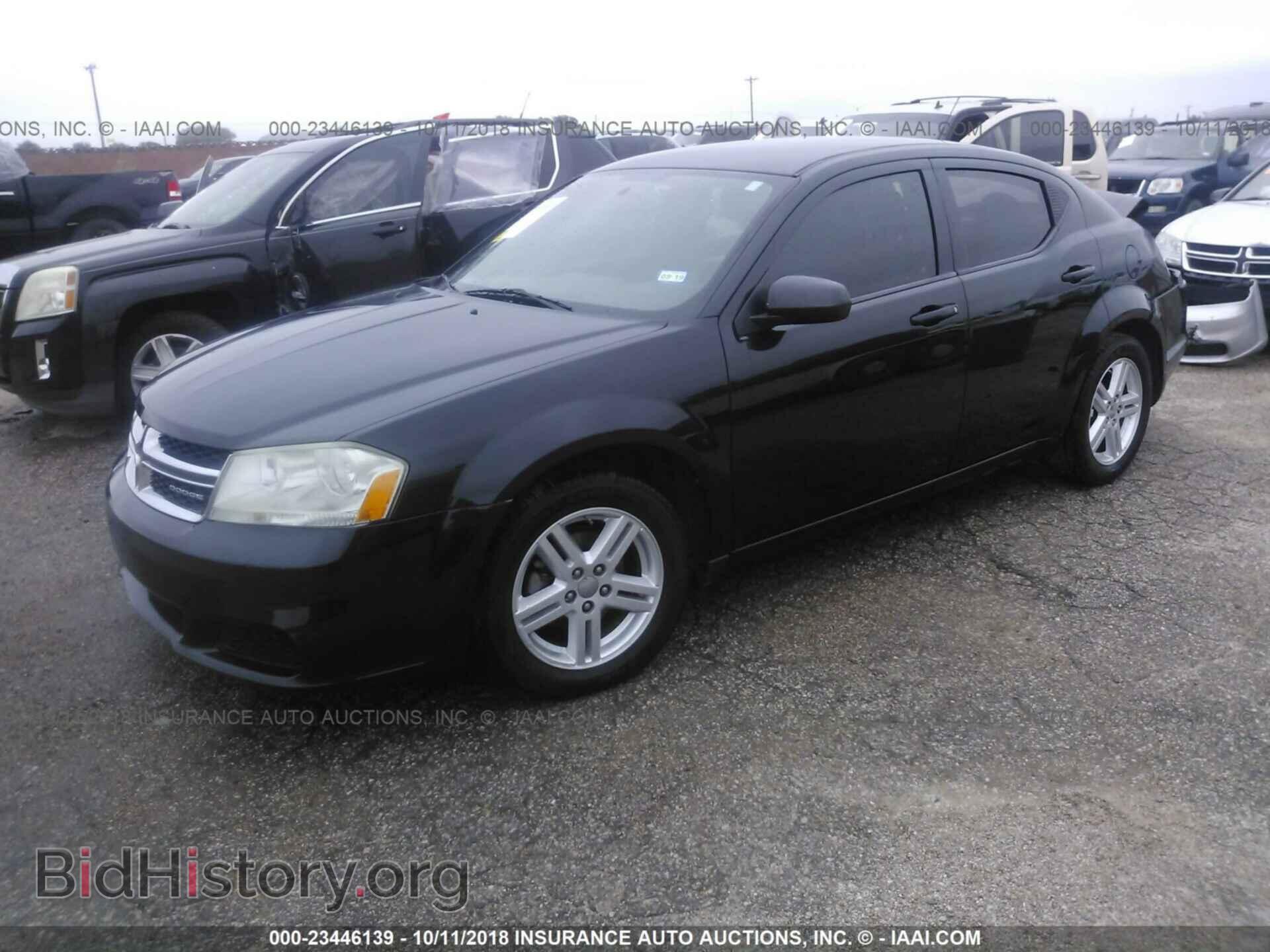 2011 Dodge Avenger - VIN: 1B3BD1FB8BN501480 - Фото 2