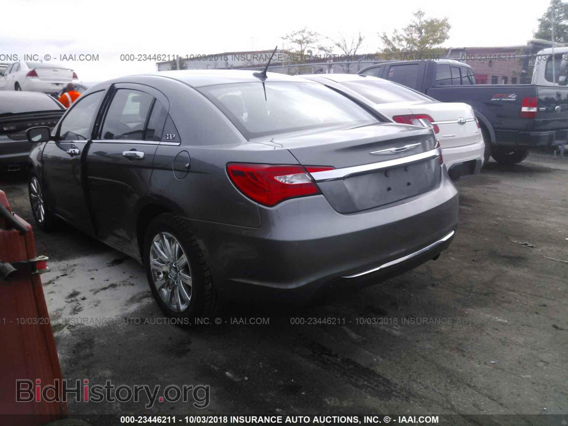 2012 Chrysler 200 - VIN: 1C3CCBBB1CN135630 - Photo 3
