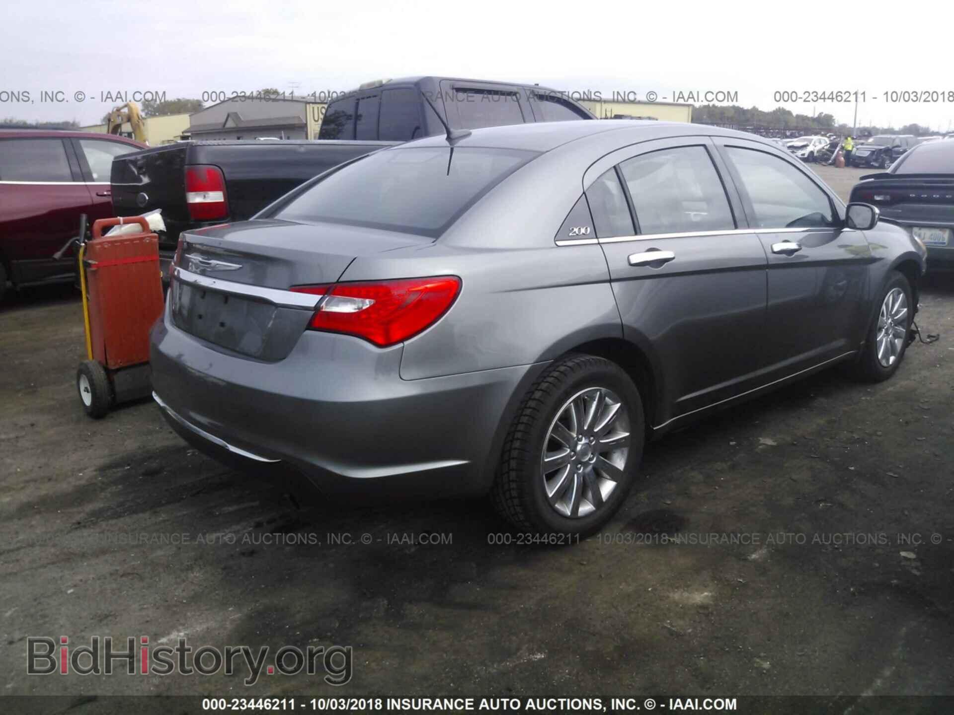 2012 Chrysler 200 - VIN: 1C3CCBBB1CN135630 - Photo 4