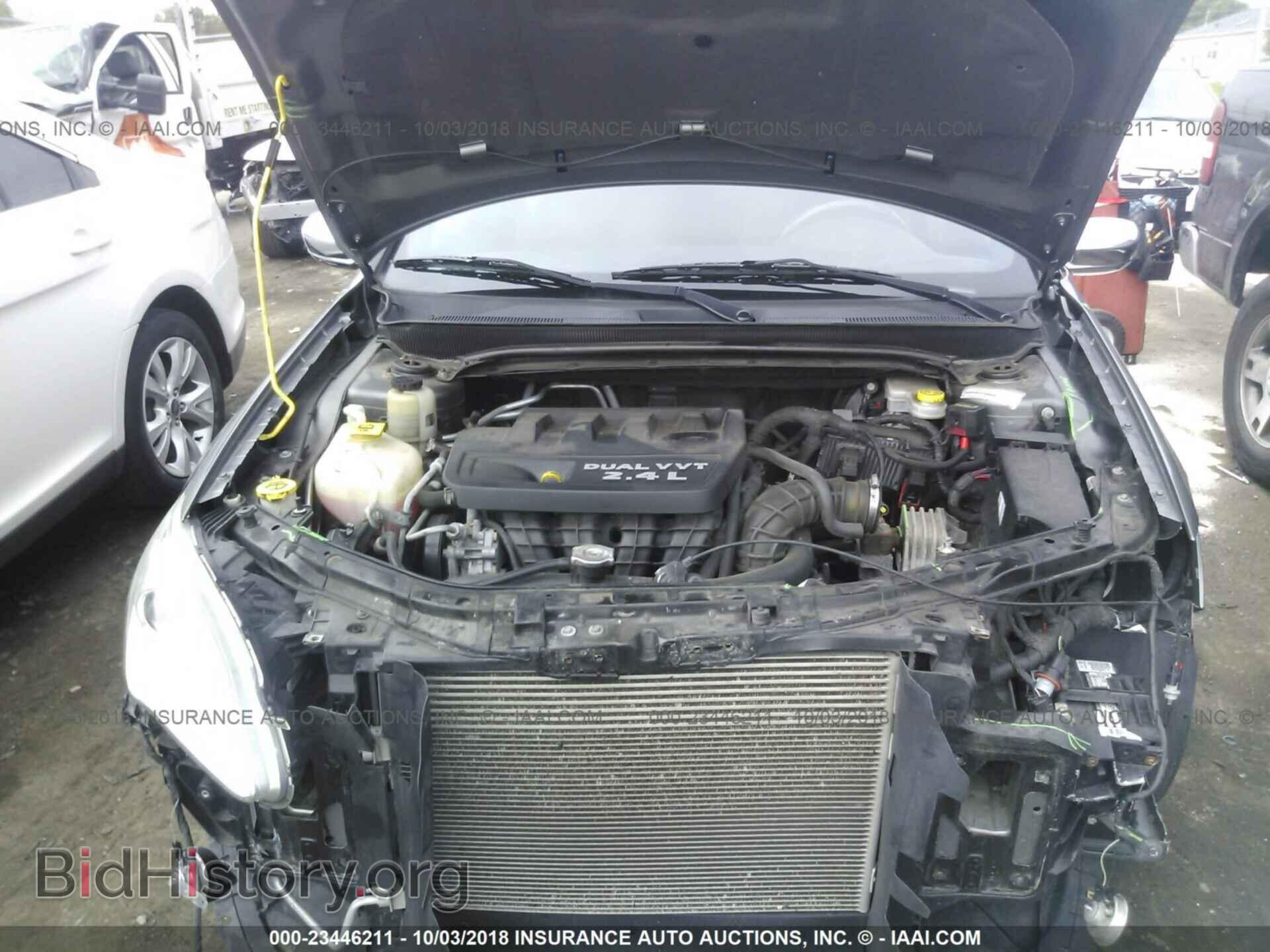 2012 Chrysler 200 - VIN: 1C3CCBBB1CN135630 - Photo 10