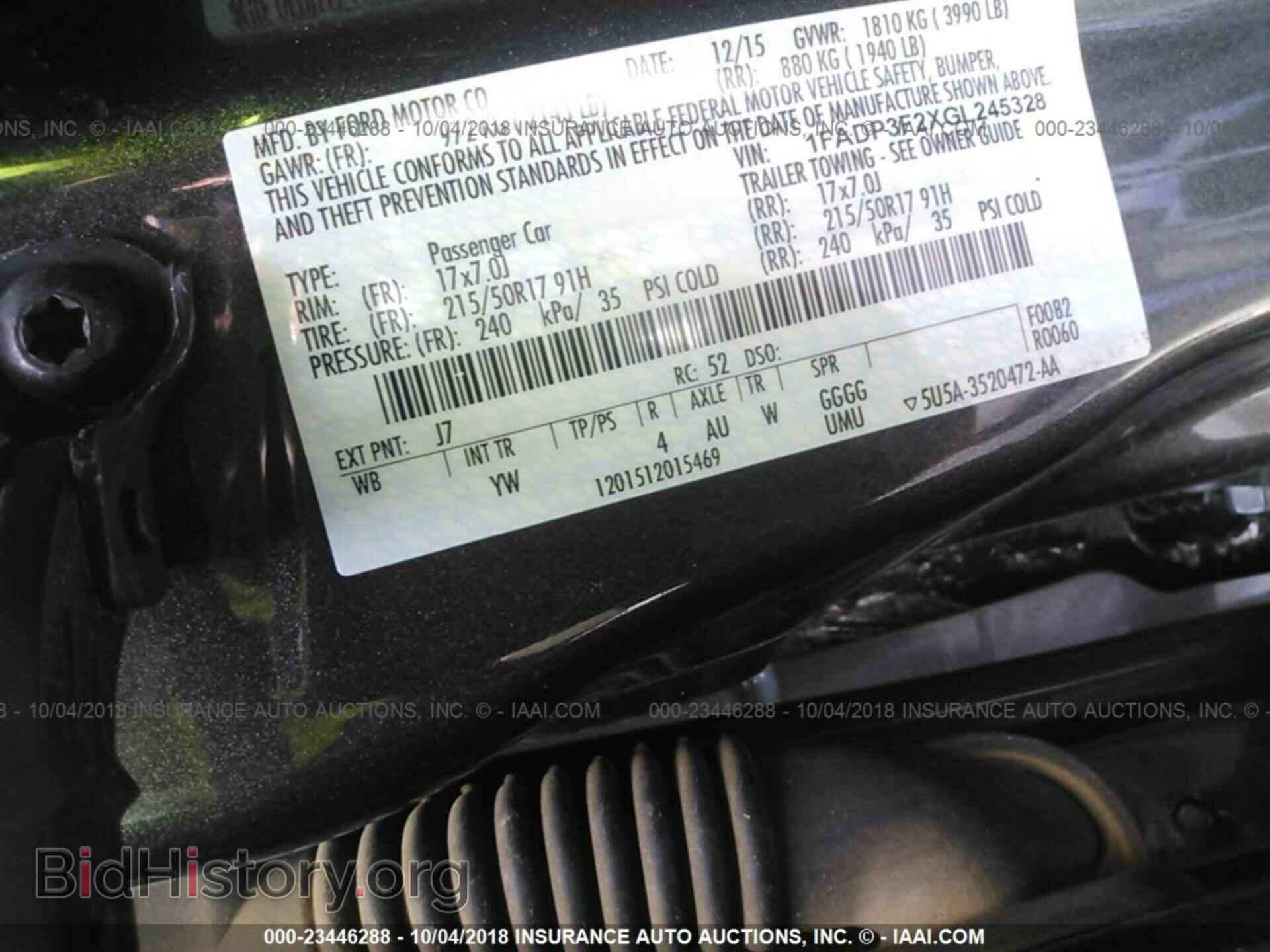 2016 Ford Focus - VIN: 1FADP3F2XGL245328 - Photo 9