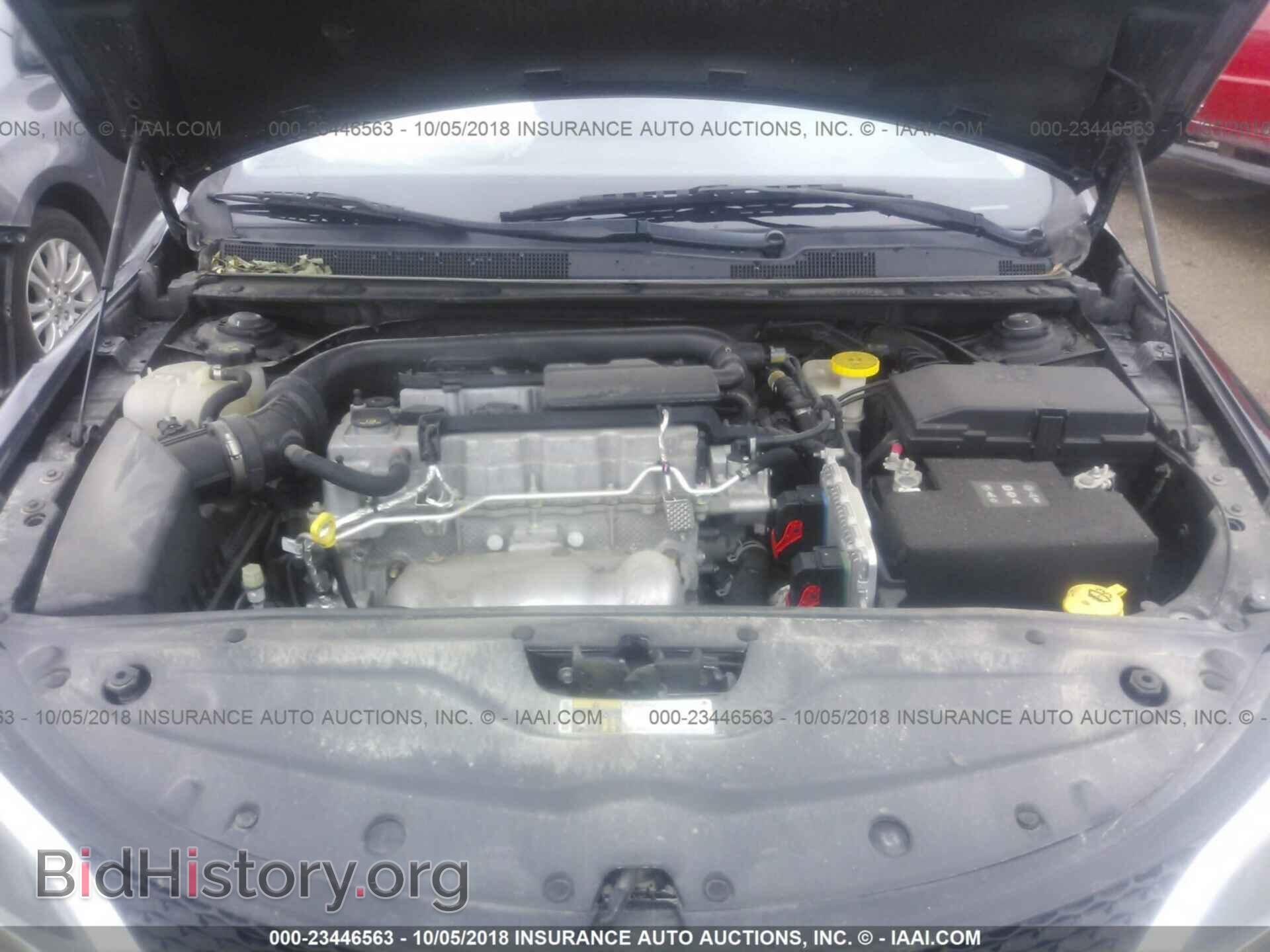 2015 CHRYSLER 200 - VIN: 1C3CCCFB4FN563891 - Photo 10