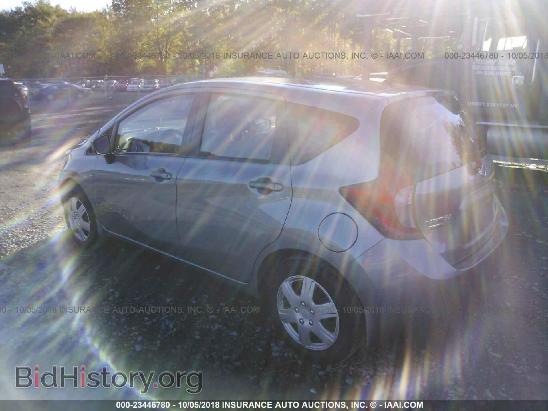 2015 Nissan Versa note - VIN: 3N1CE2CP8FL371425 - Фото 3