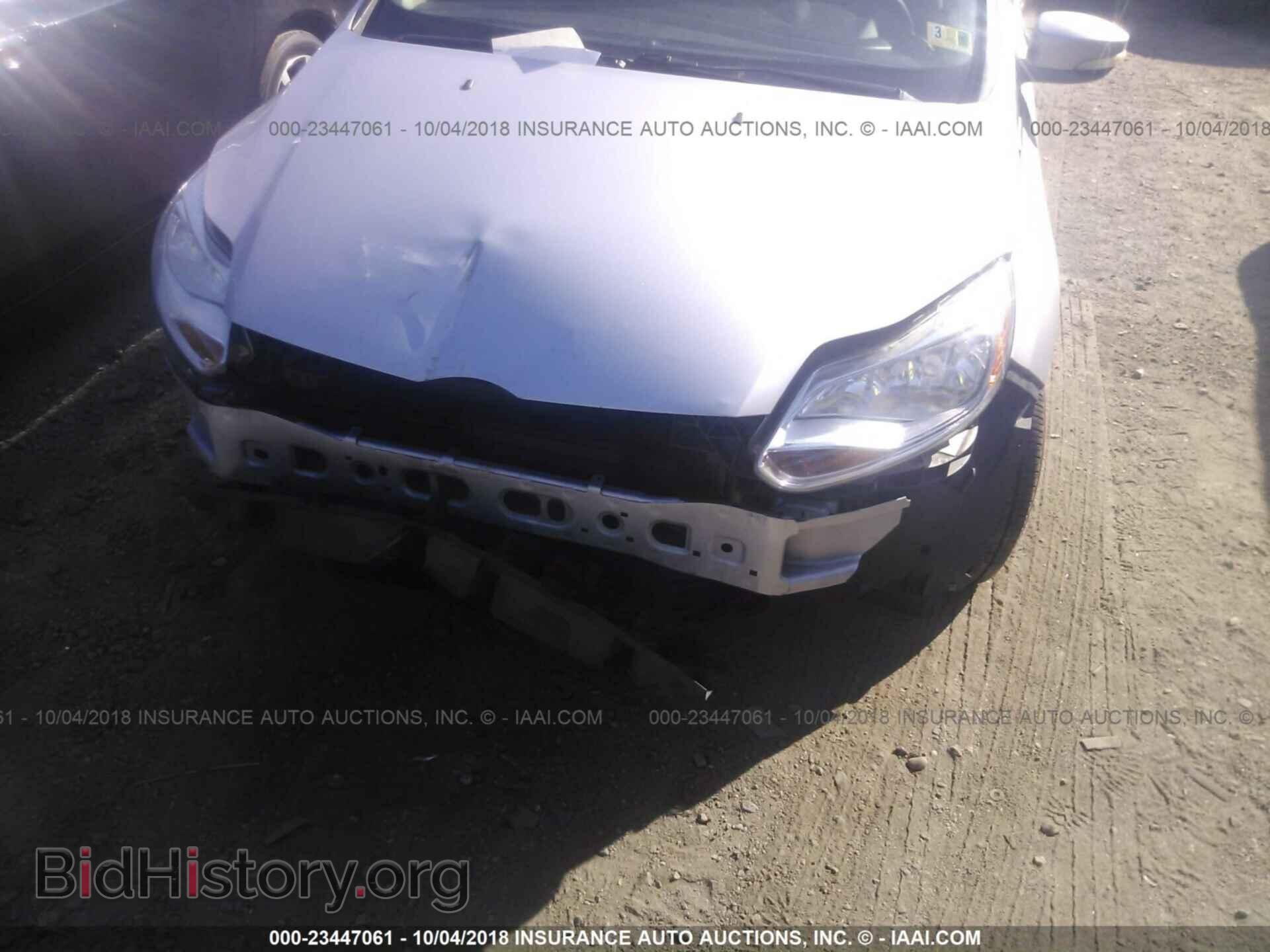 2012 Ford Focus - VIN: 1FAHP3F27CL317825 - Photo 6