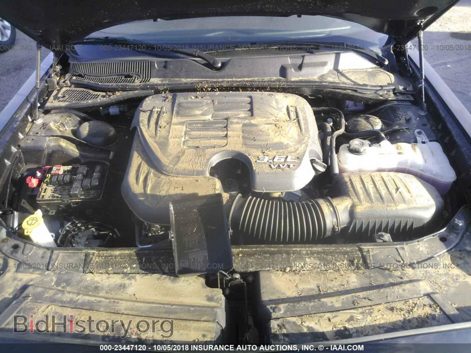2018 Dodge Challenger - VIN: 2C3CDZAG3JH224057 - Photo 10