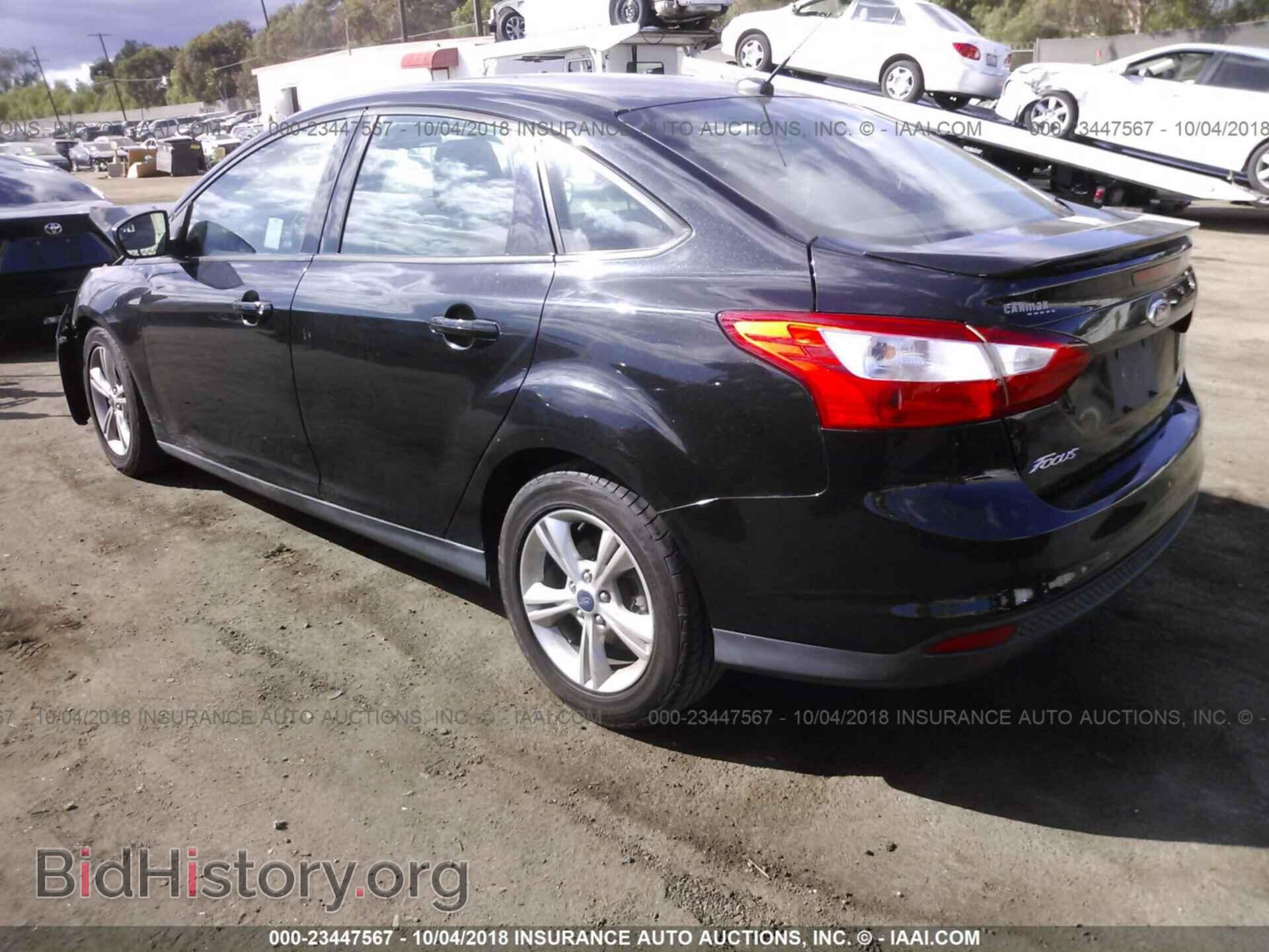 2012 Ford Focus - VIN: 1FAHP3F29CL122387 - Фото 3