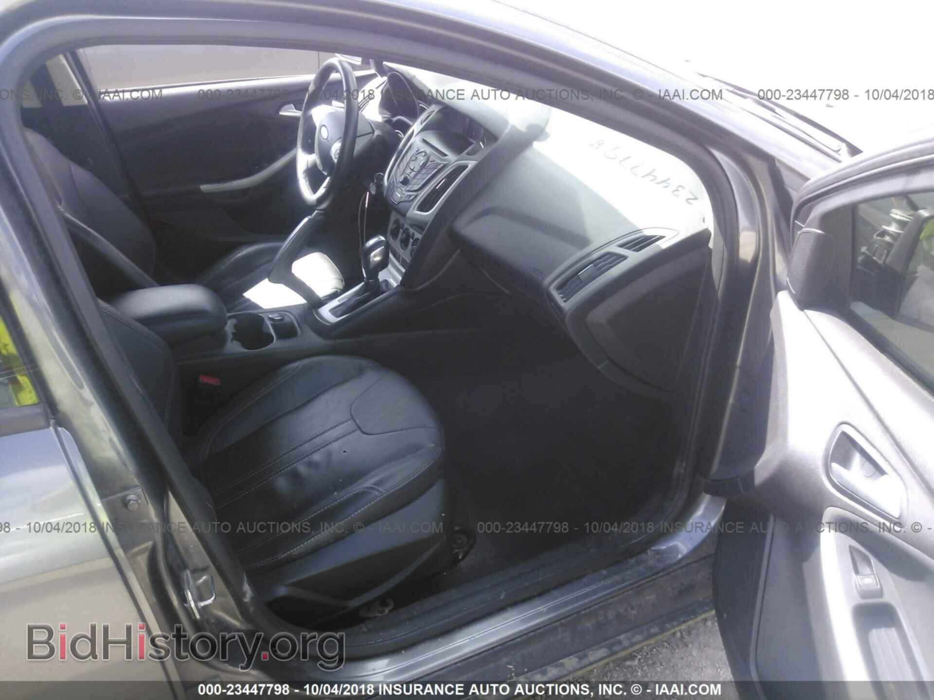 2013 Ford Focus - VIN: 1FADP3F22DL174850 - Photo 5