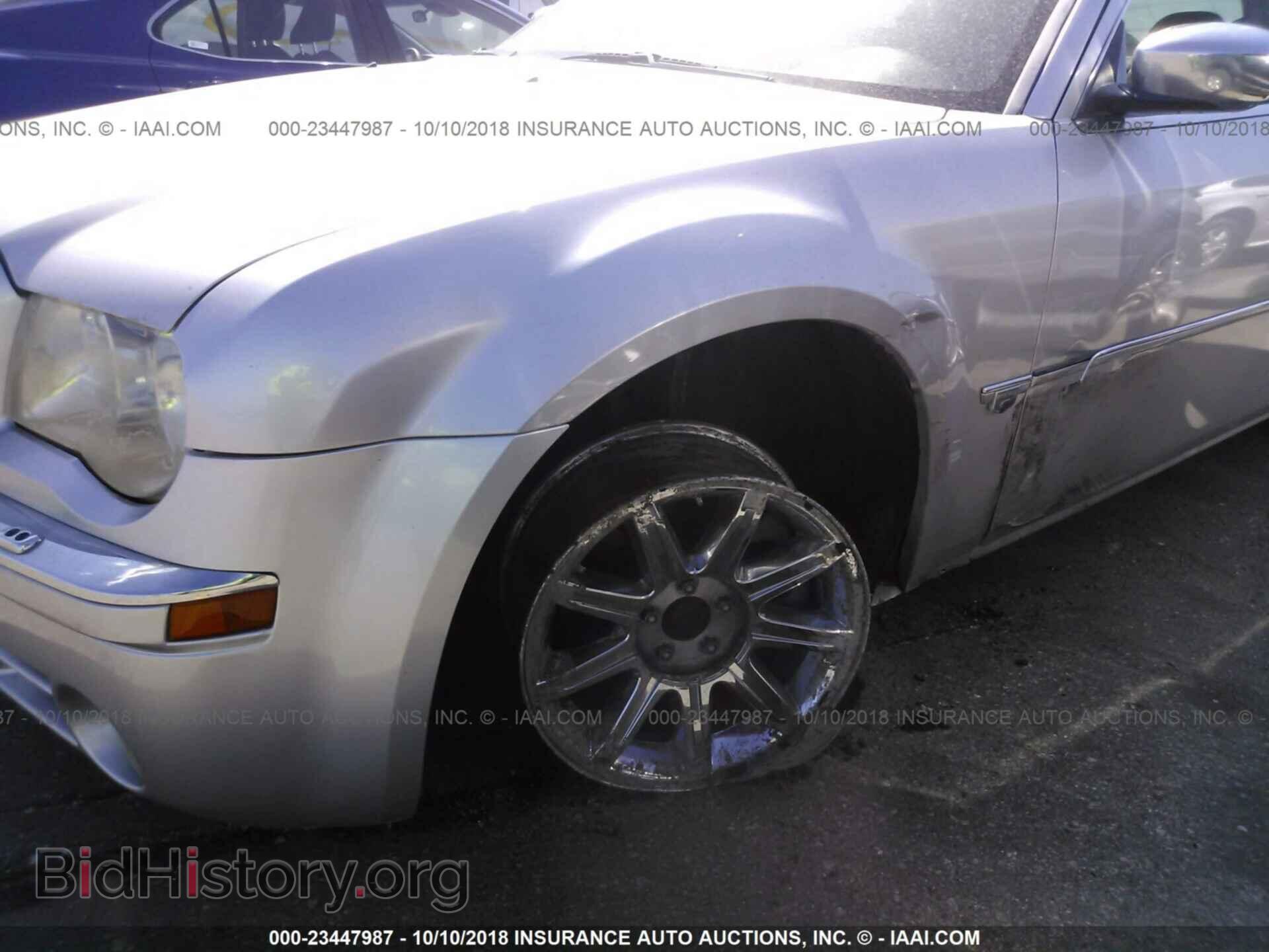 2006 CHRYSLER 300C - VIN: 2C3LA63H36H103890 - Фото 6