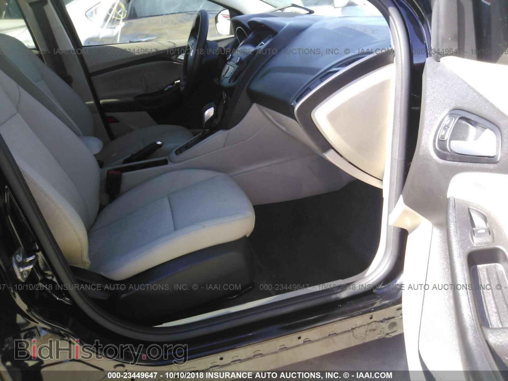 2018 Ford Focus - VIN: 1FADP3FE9JL259237 - Фото 5