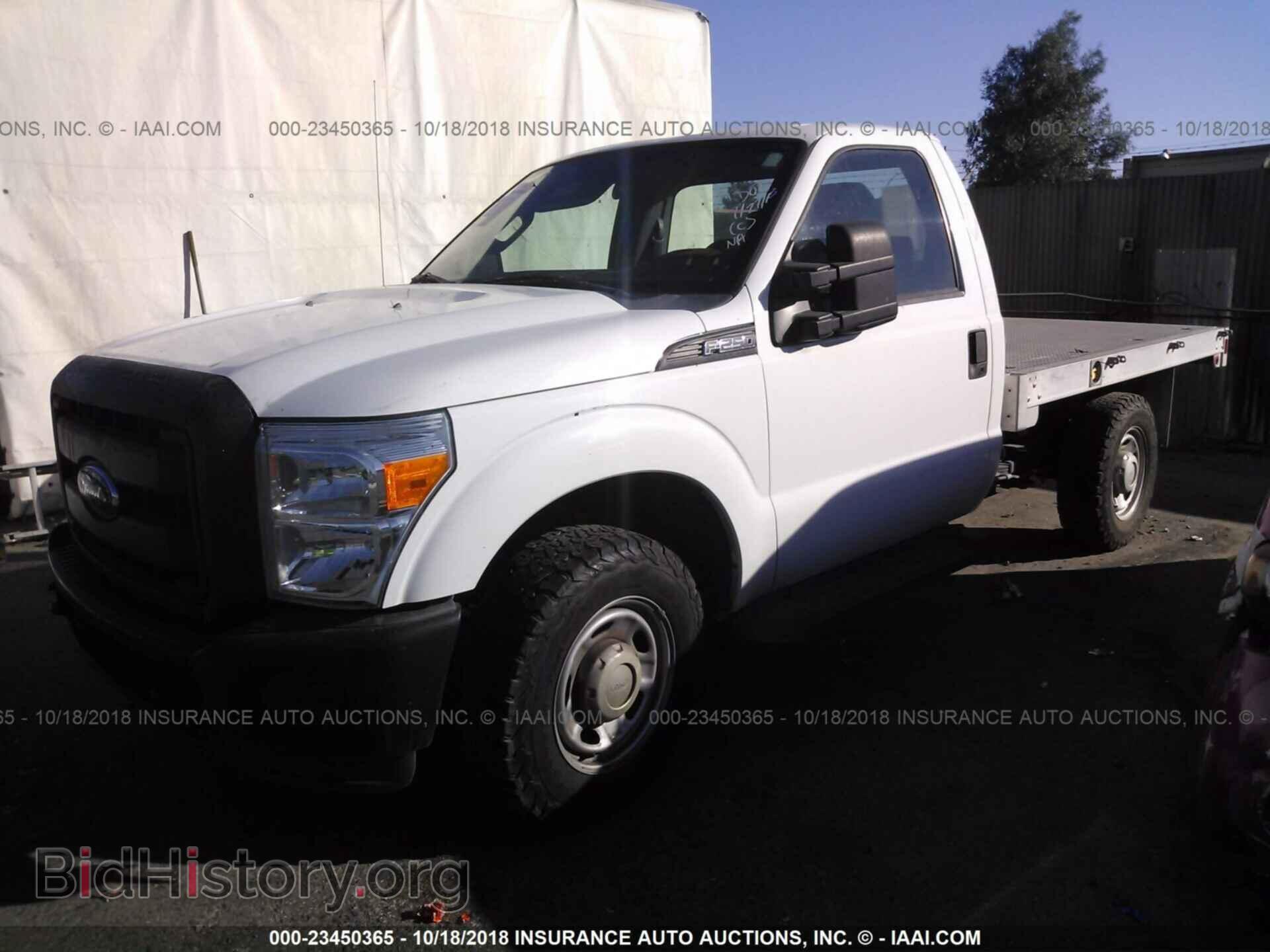 2014 Ford F250 - VIN: 1FDBF2A67EEB81528 - Photo 2