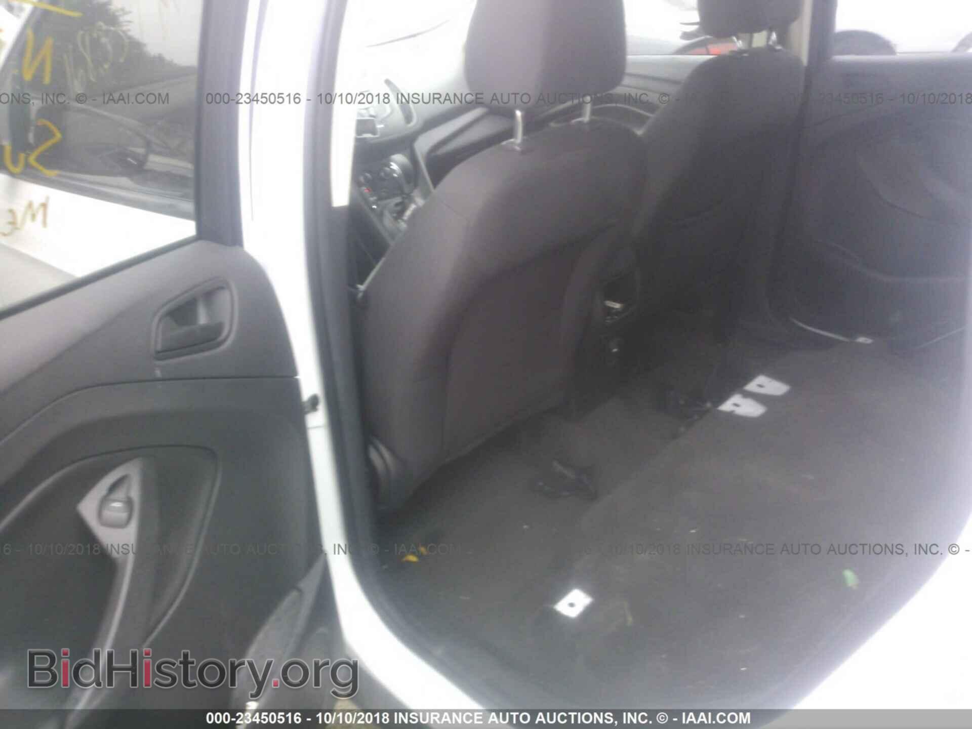 2013 Ford Escape - VIN: 1FMCU0F76DUD70143 - Photo 8